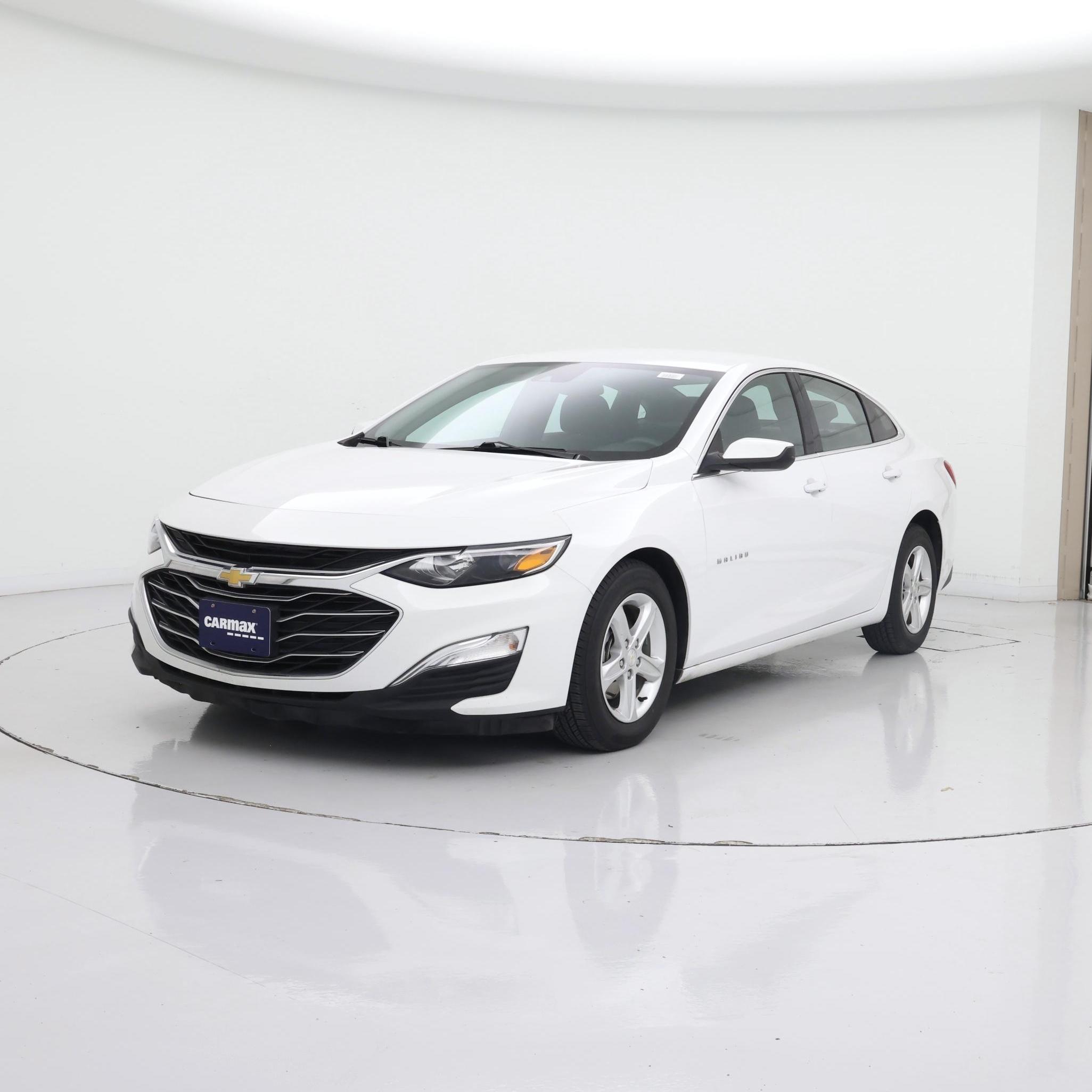 Thumbnail: 2020 Chevrolet Malibu - 4