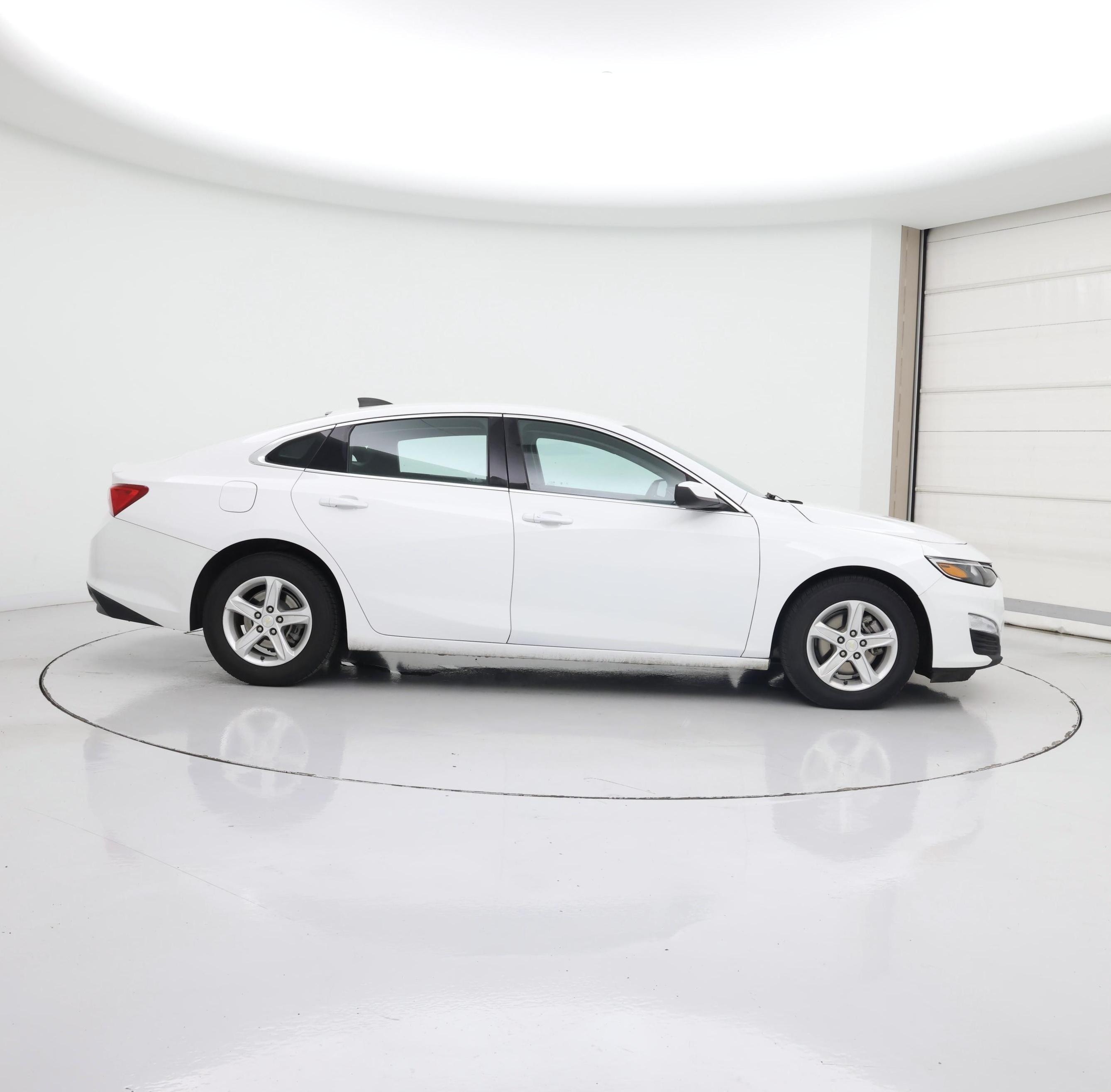 Thumbnail: 2020 Chevrolet Malibu - 7
