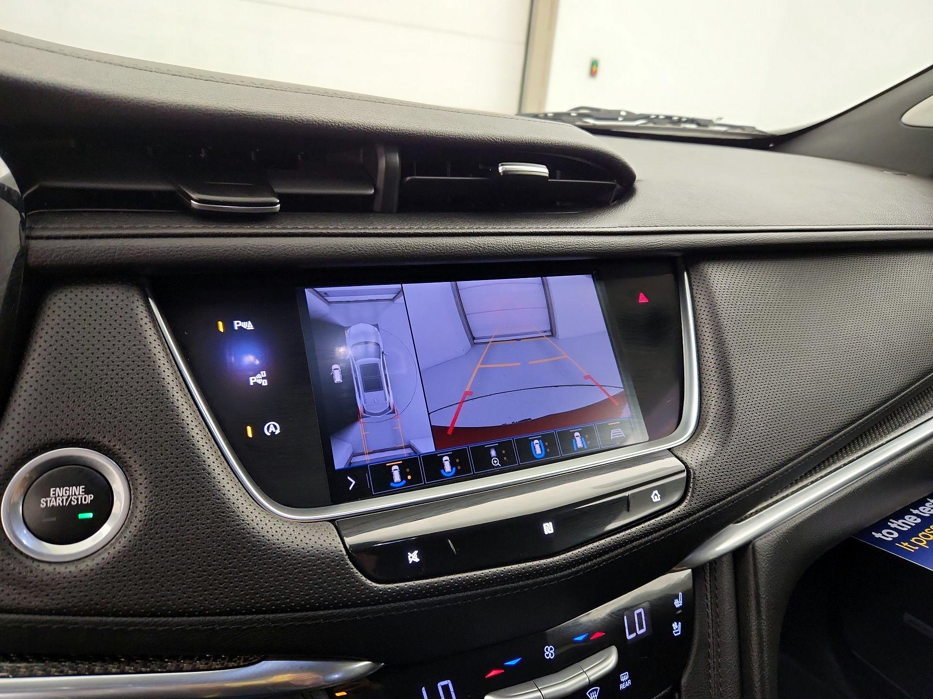 Thumbnail: 2020 Cadillac XT5 - 15