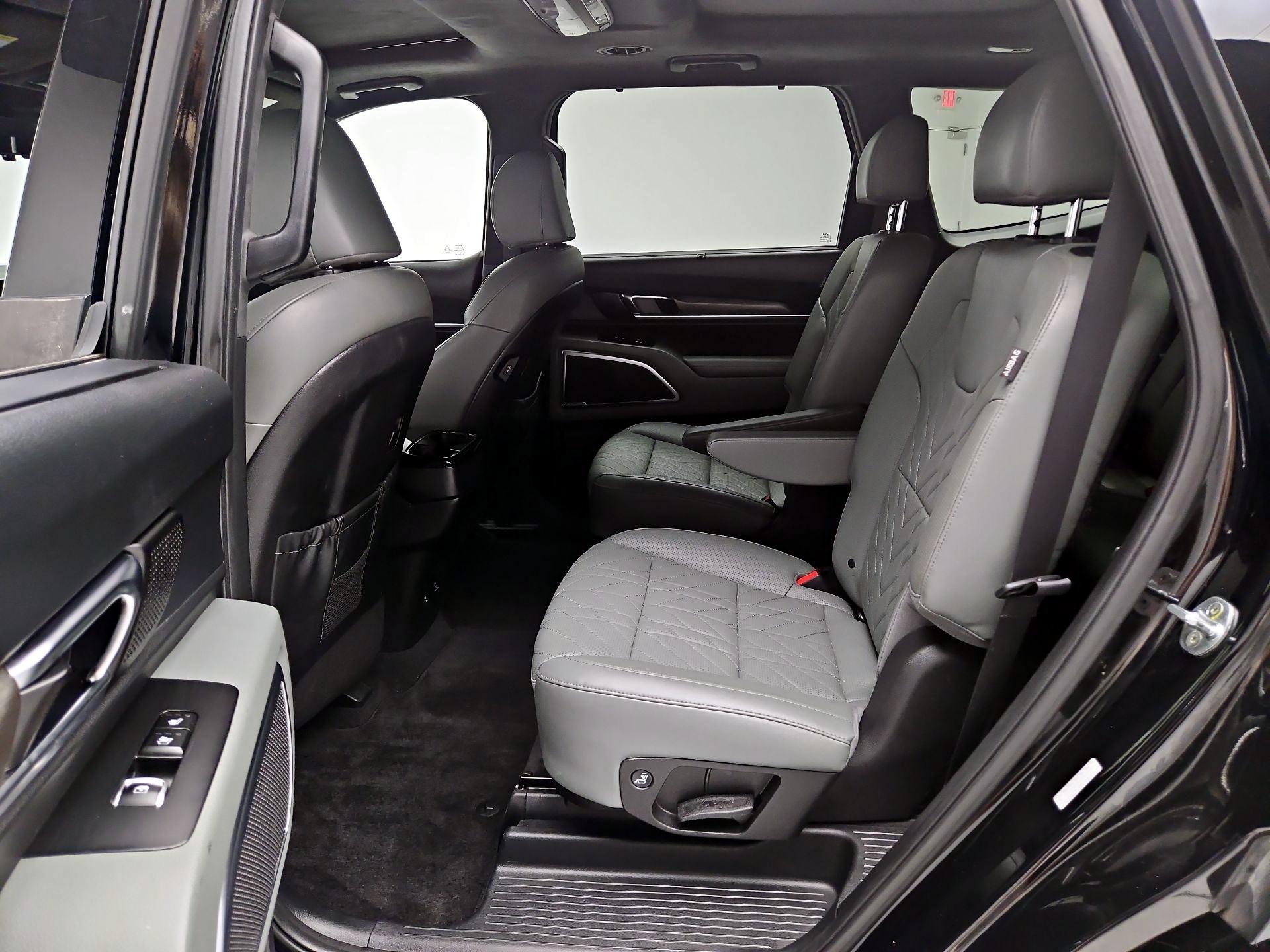 Thumbnail: 2023 Kia Telluride - 20