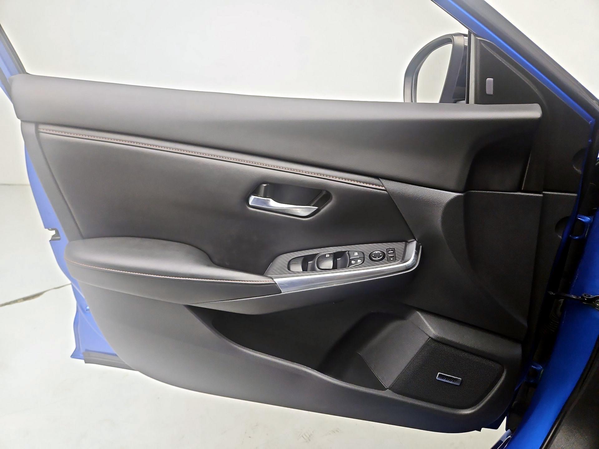 Thumbnail: 2023 Nissan Sentra - 12