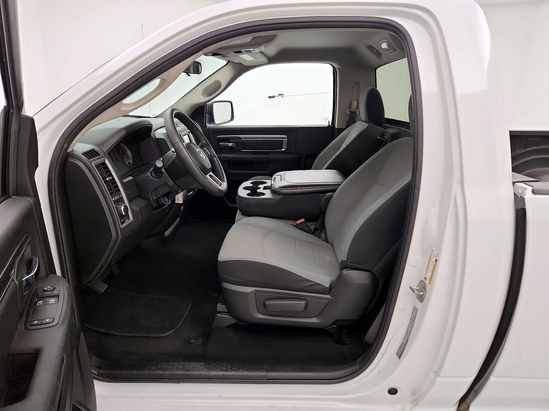 Thumbnail: 2022 RAM 1500 Classic - 11