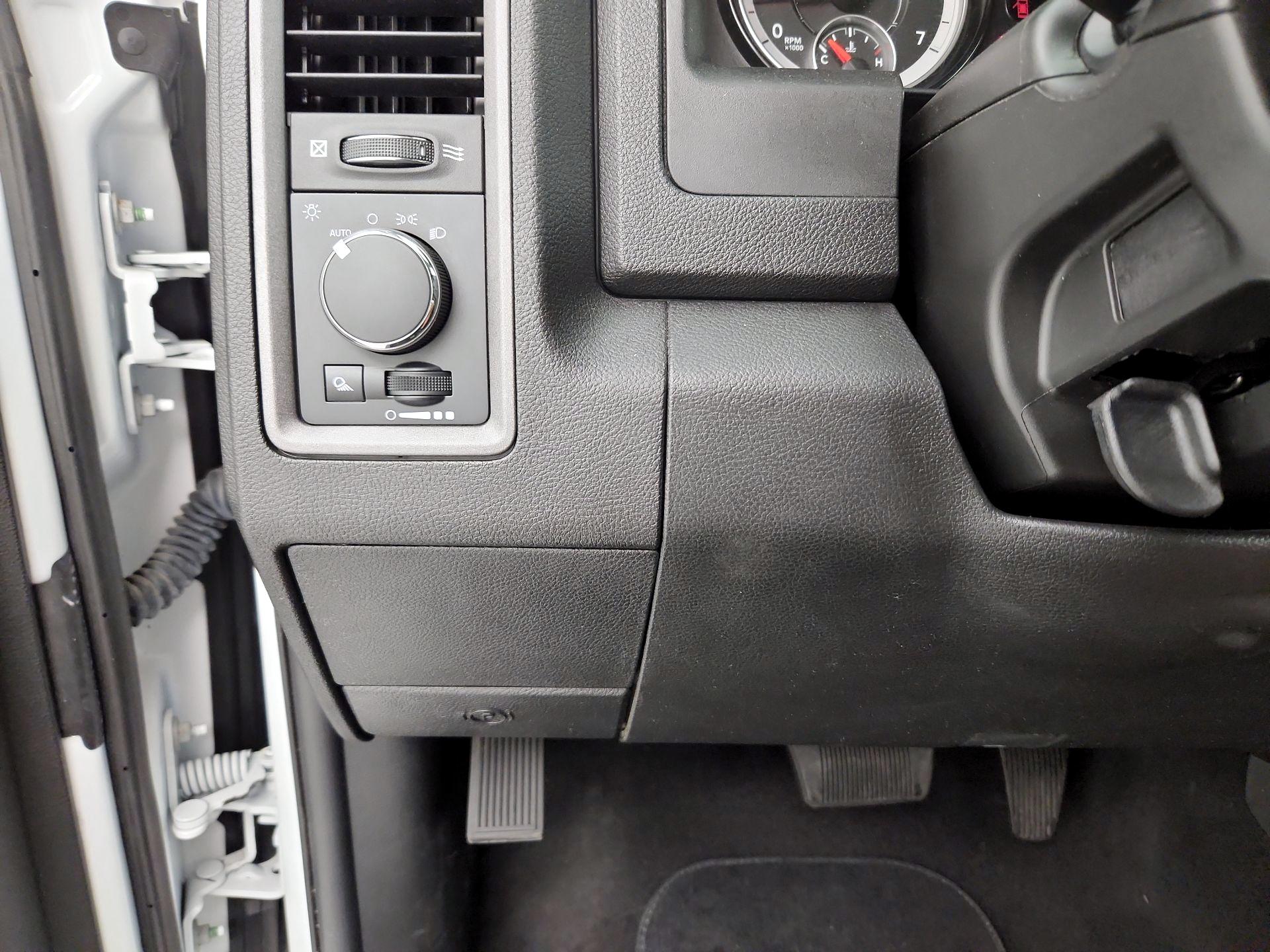 Thumbnail: 2022 RAM 1500 Classic - 13