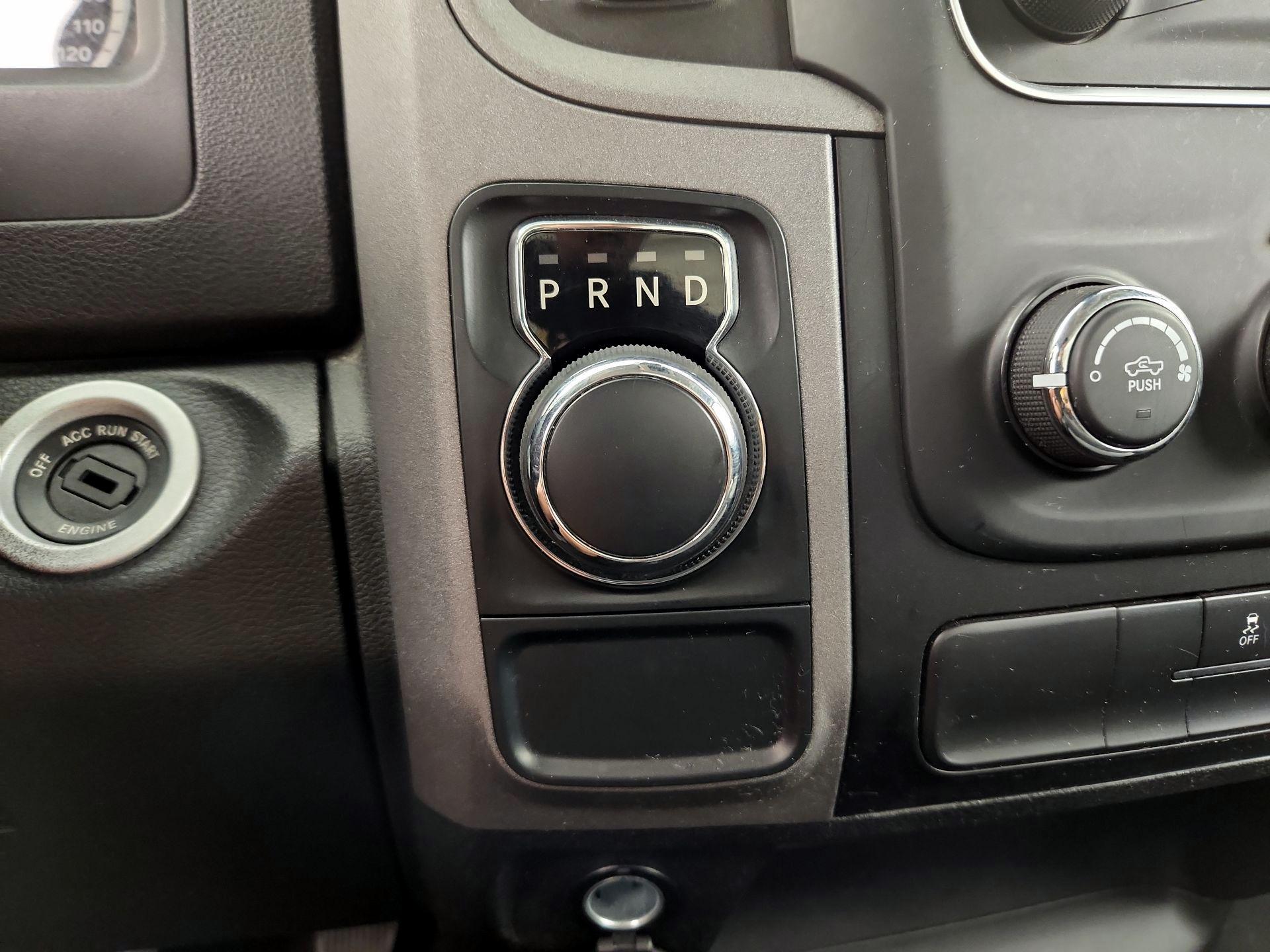 Thumbnail: 2022 RAM 1500 Classic - 17