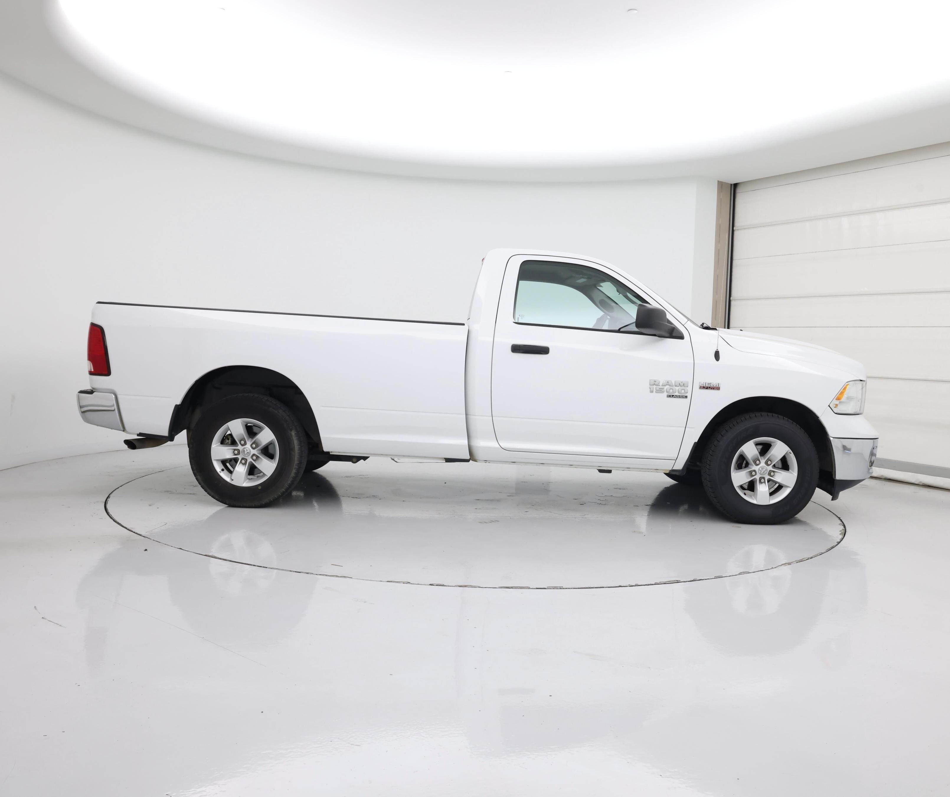 Thumbnail: 2022 RAM 1500 Classic - 7