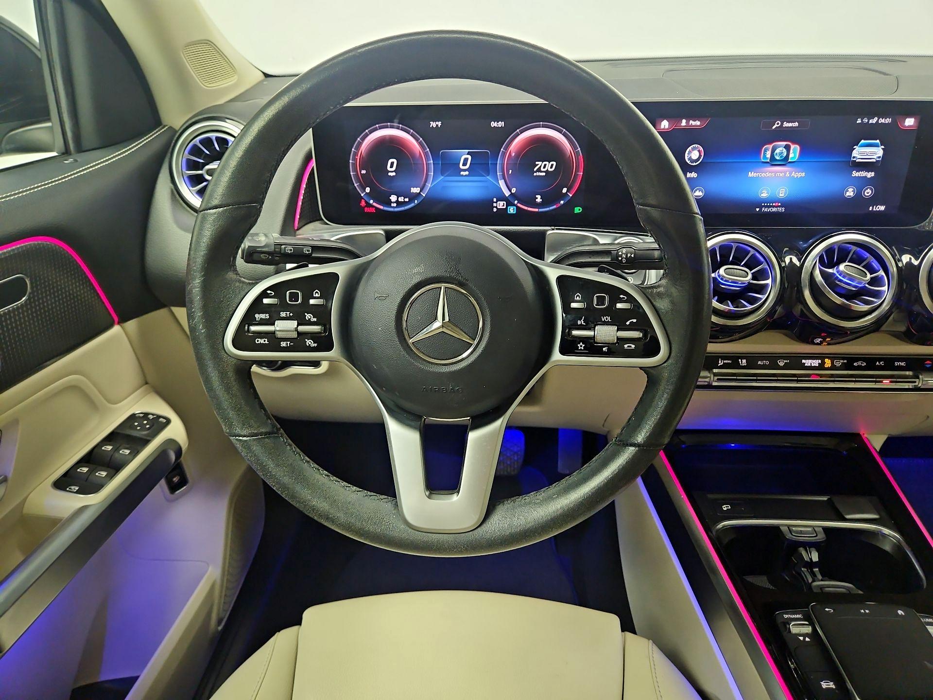 Thumbnail: 2021 Mercedes-Benz GLB - 10