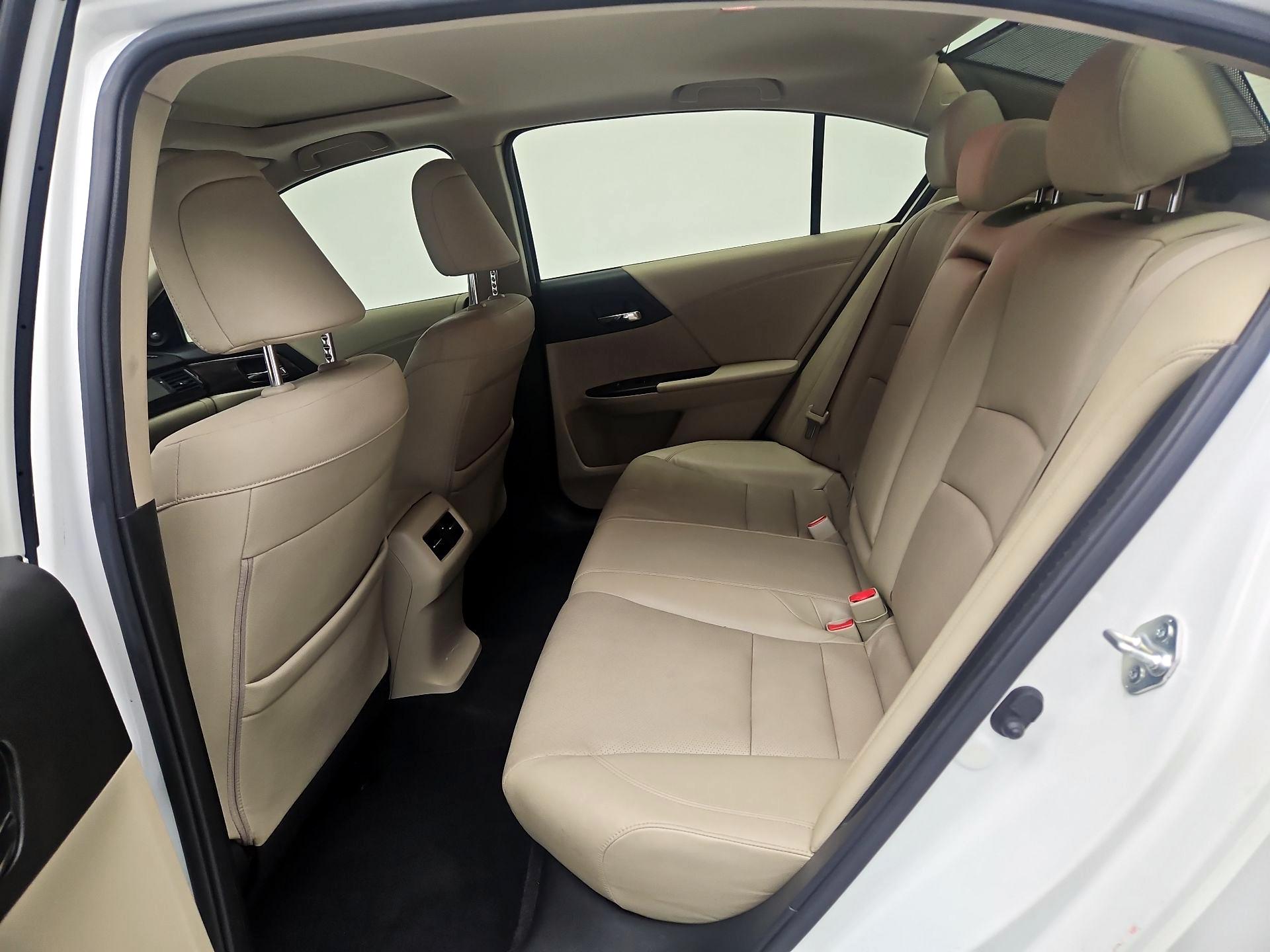 Thumbnail: 2017 Honda Accord - 18