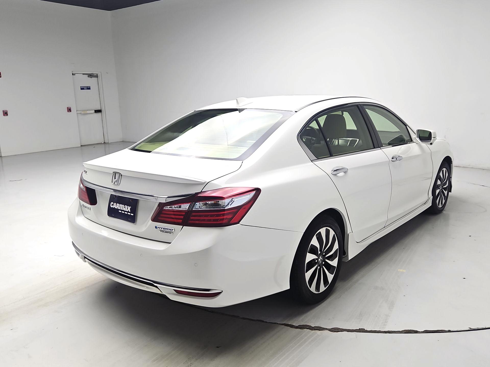 Thumbnail: 2017 Honda Accord - 5