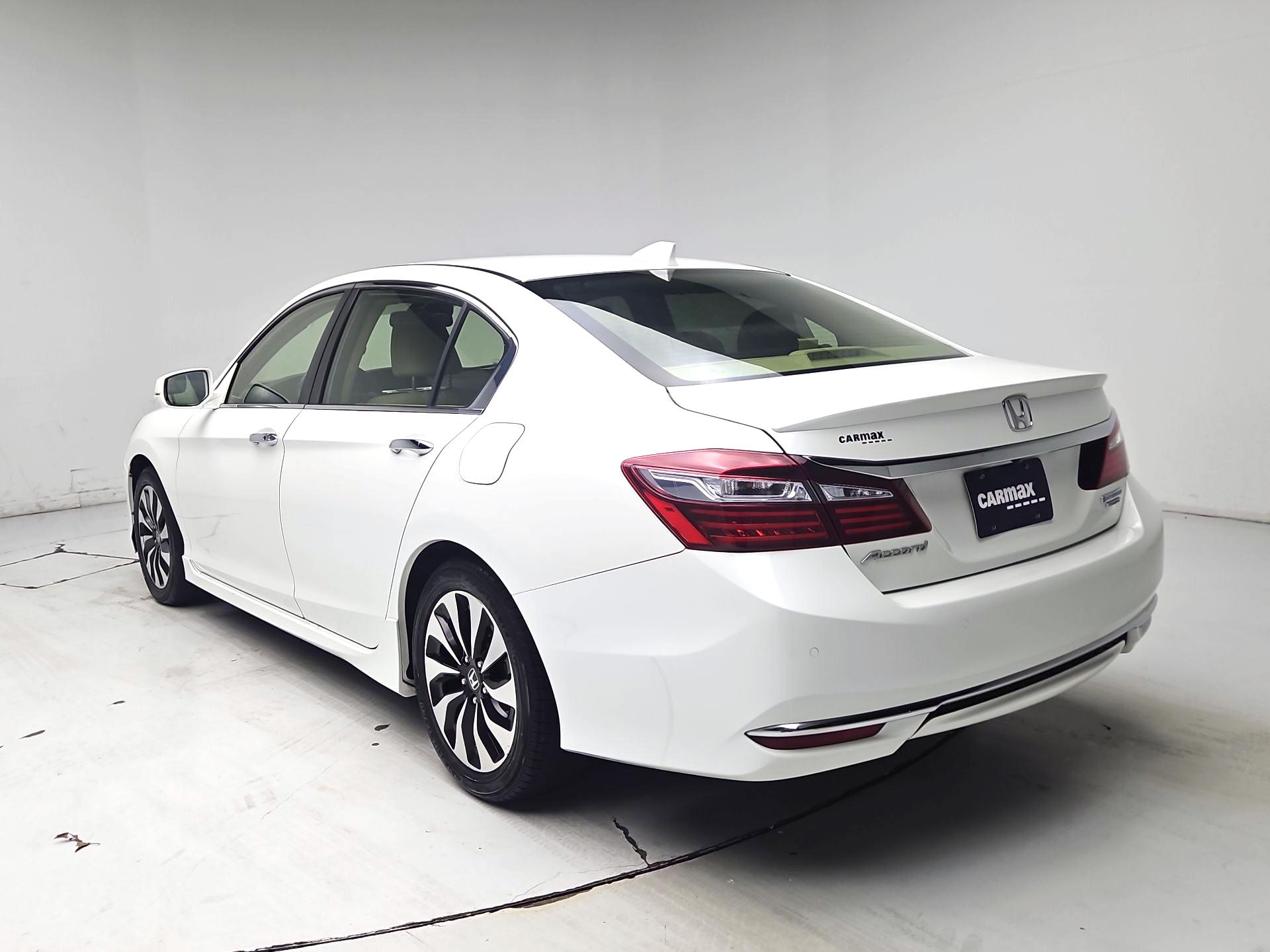 Thumbnail: 2017 Honda Accord - 7