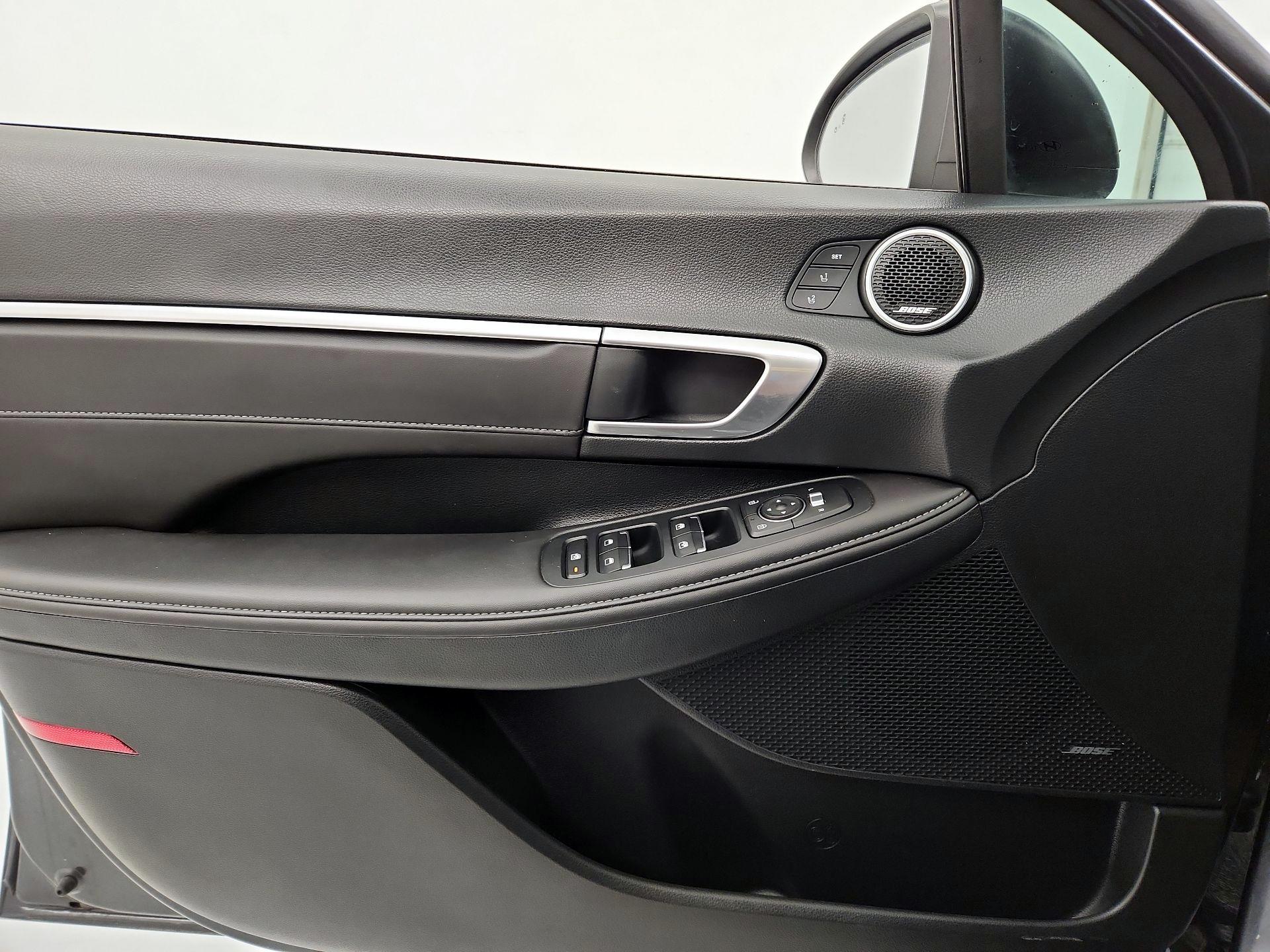 Thumbnail: 2023 Hyundai Sonata - 12