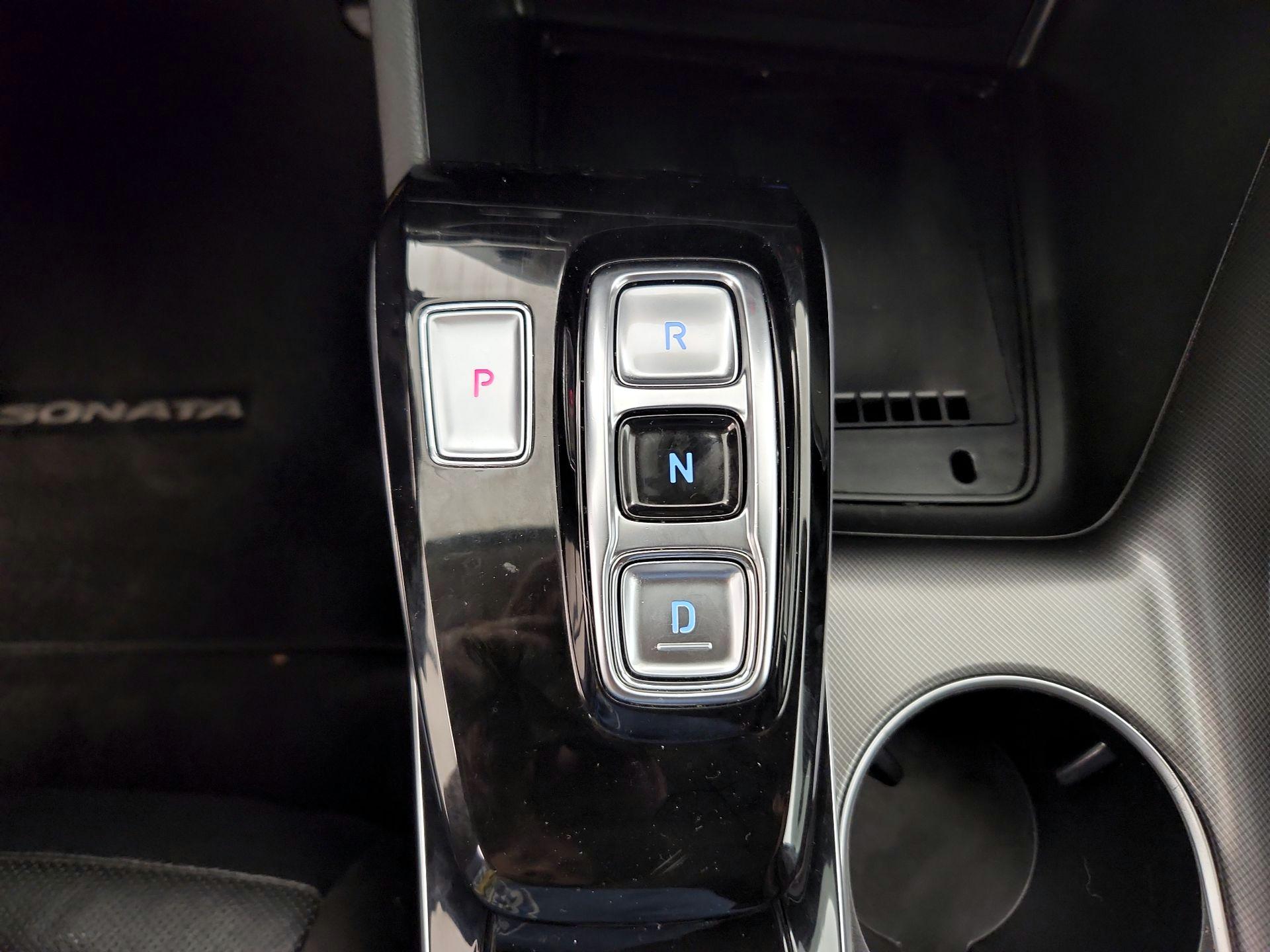 Thumbnail: 2023 Hyundai Sonata - 18