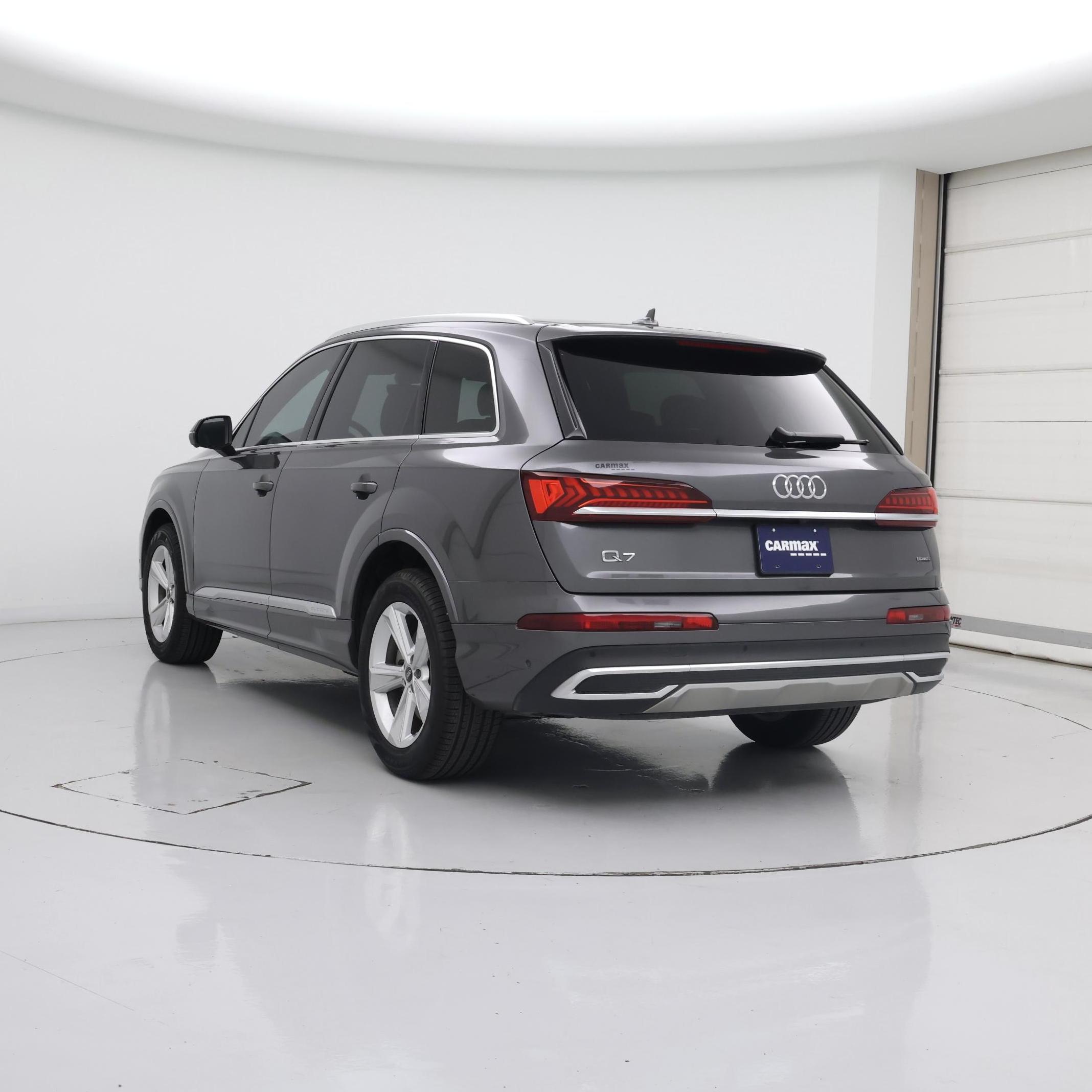 Thumbnail: 2023 Audi Q7 - 2
