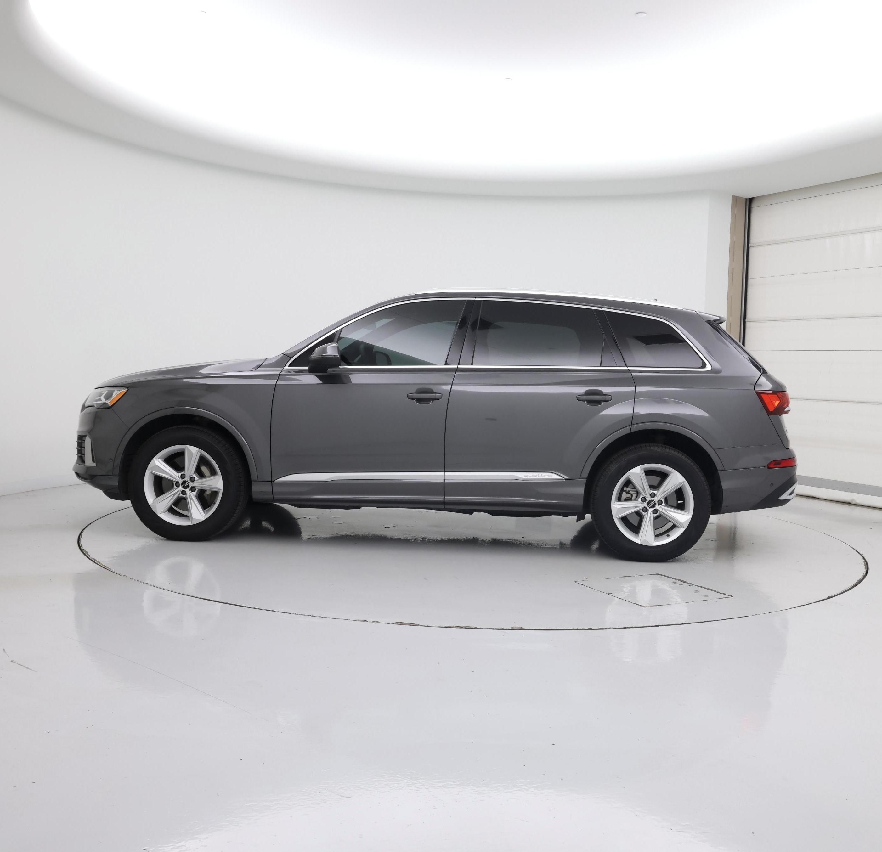 Thumbnail: 2023 Audi Q7 - 3