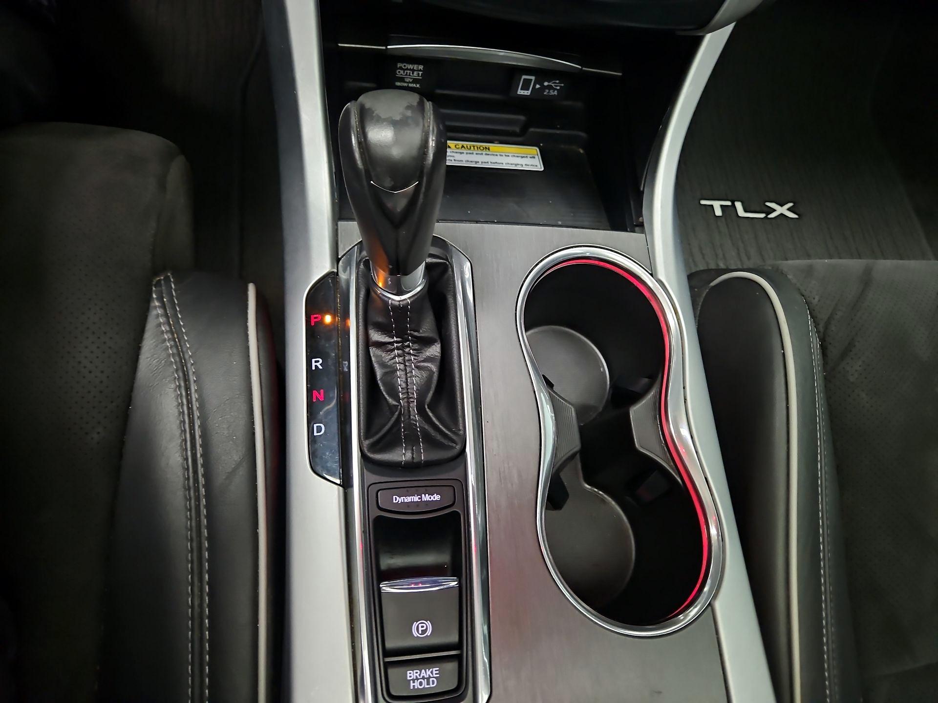 Thumbnail: 2019 Acura TLX - 17