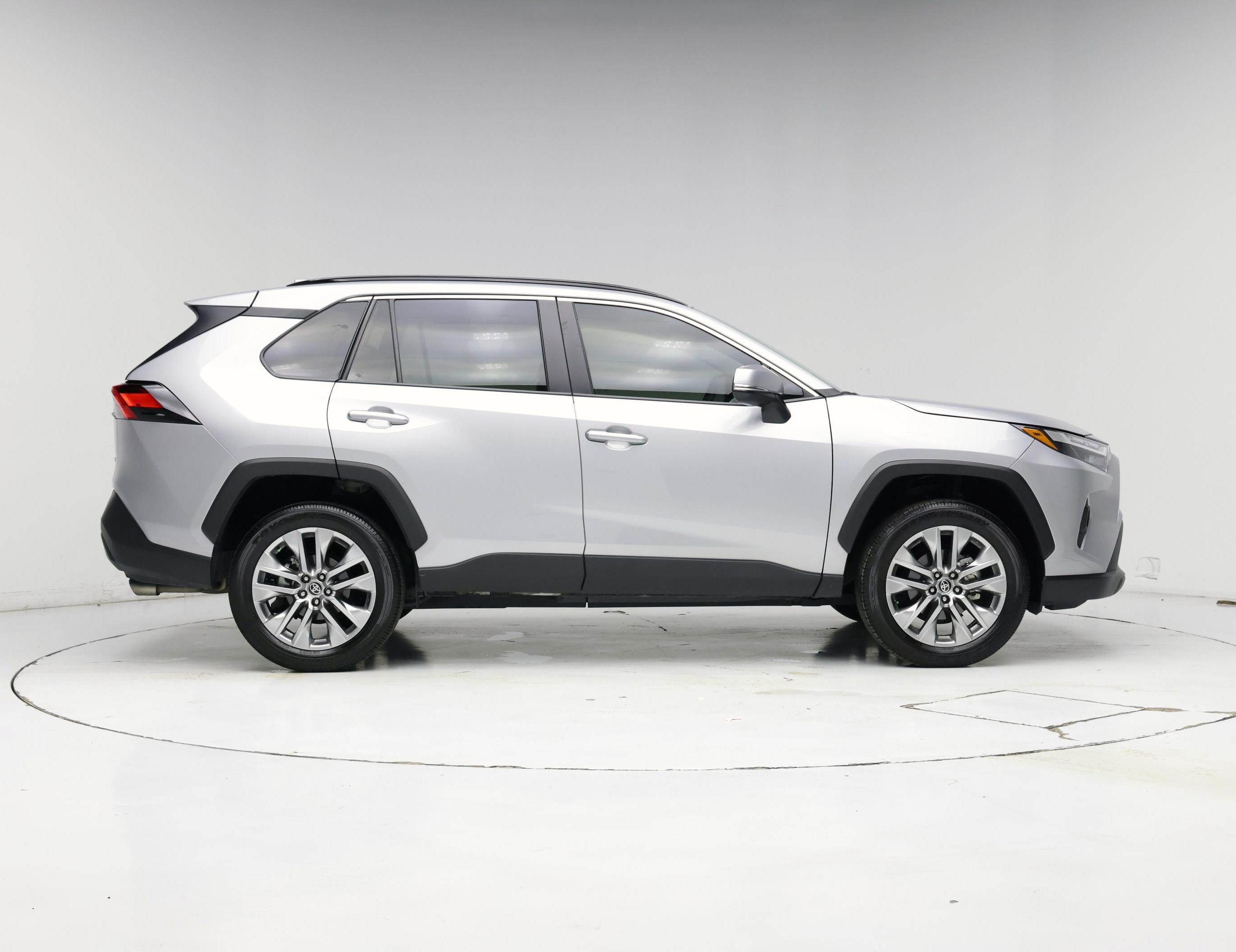 Thumbnail: 2023 Toyota RAV4 - 7