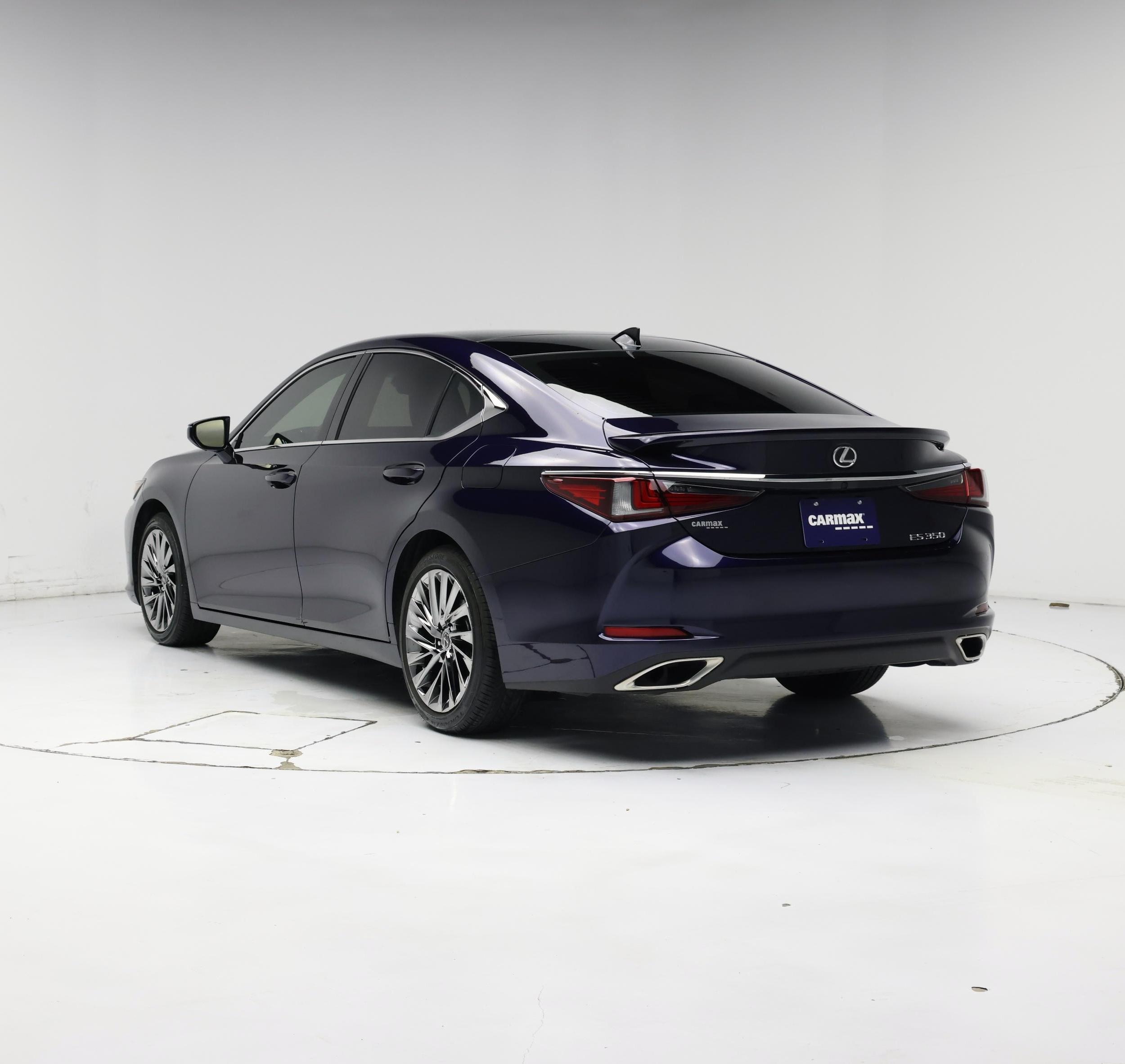 Thumbnail: 2025 Lexus ES - 2