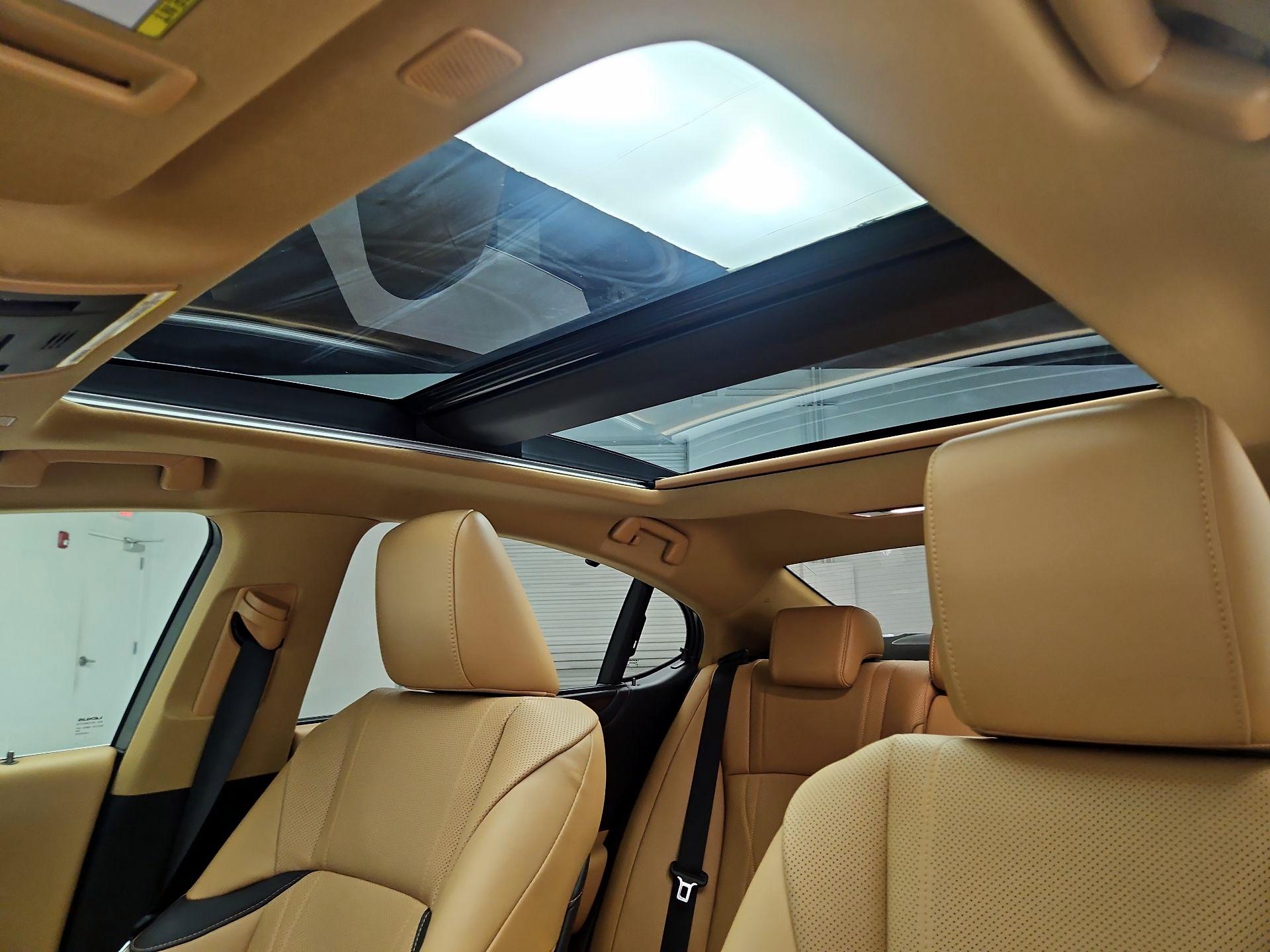 Thumbnail: 2025 Lexus ES - 19