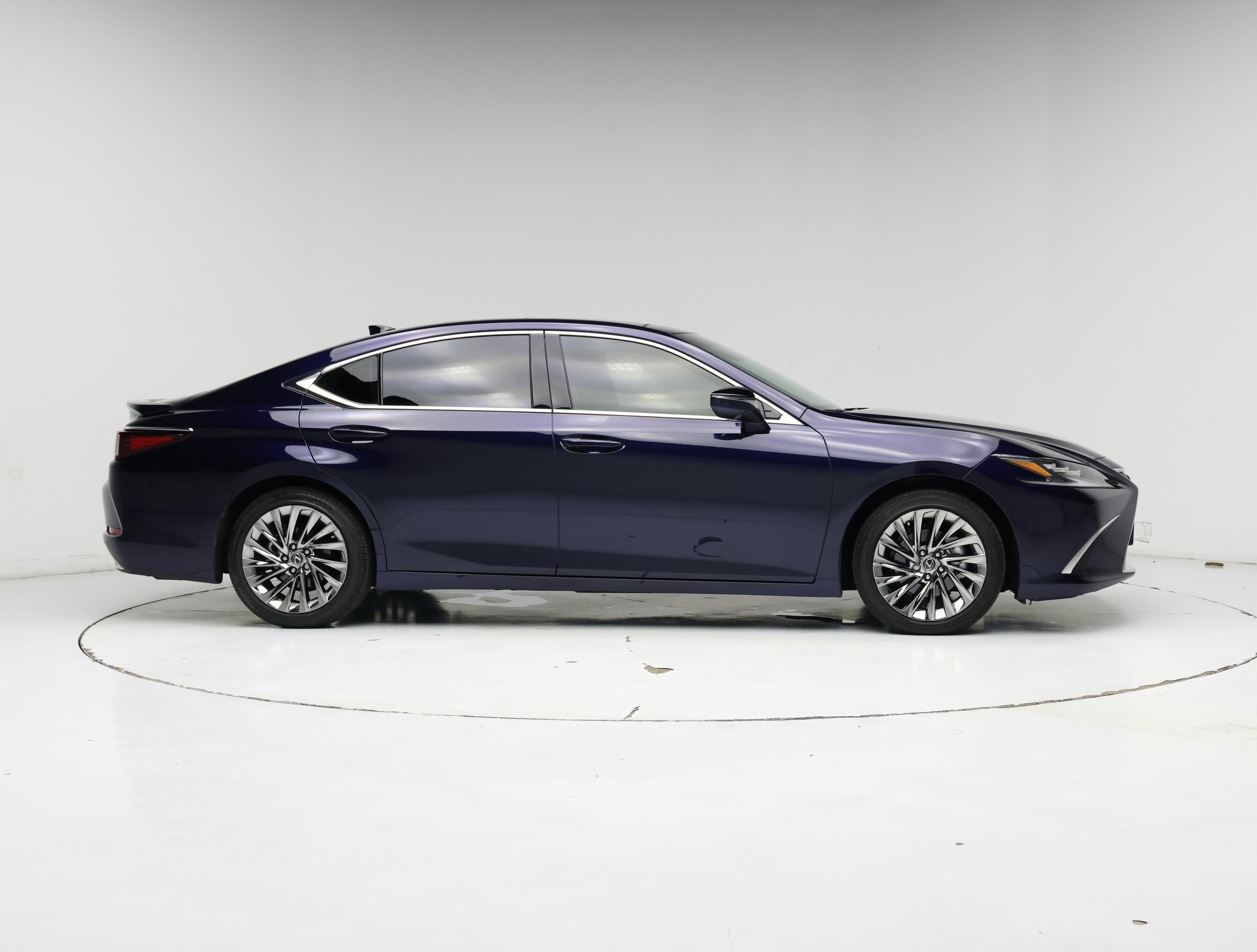 Thumbnail: 2025 Lexus ES - 7