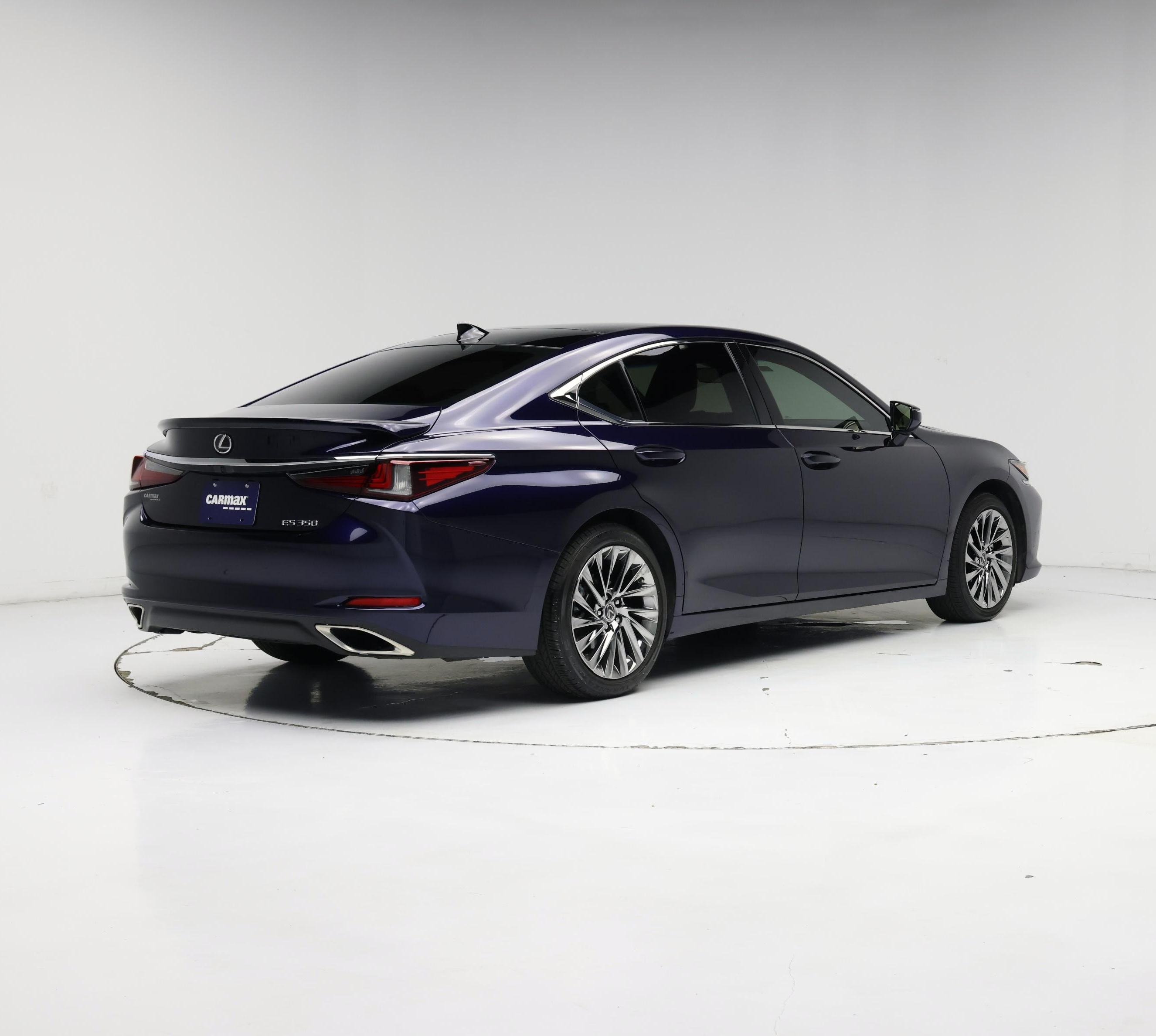 Thumbnail: 2025 Lexus ES - 8