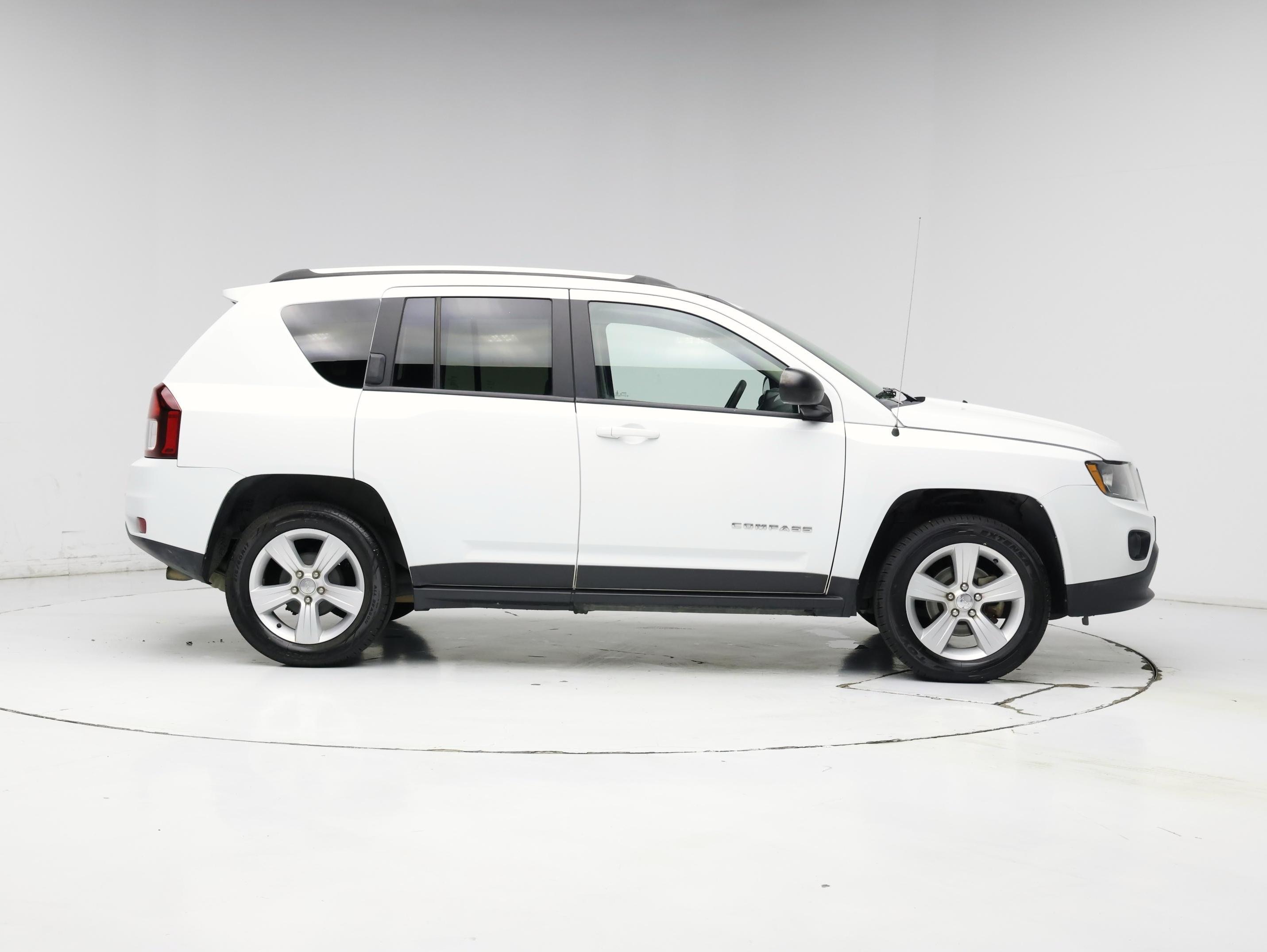 Thumbnail: 2017 Jeep Compass - 7