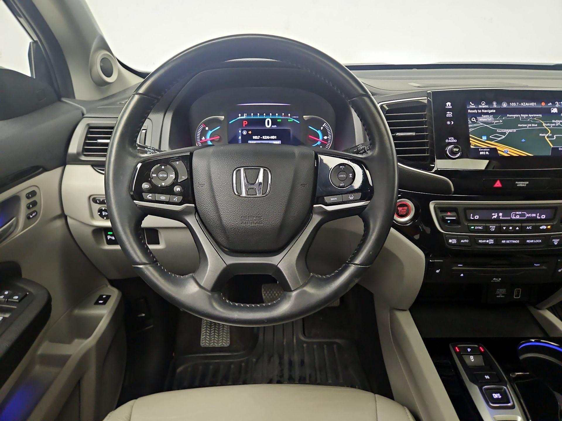 Thumbnail: 2019 Honda Pilot - 10