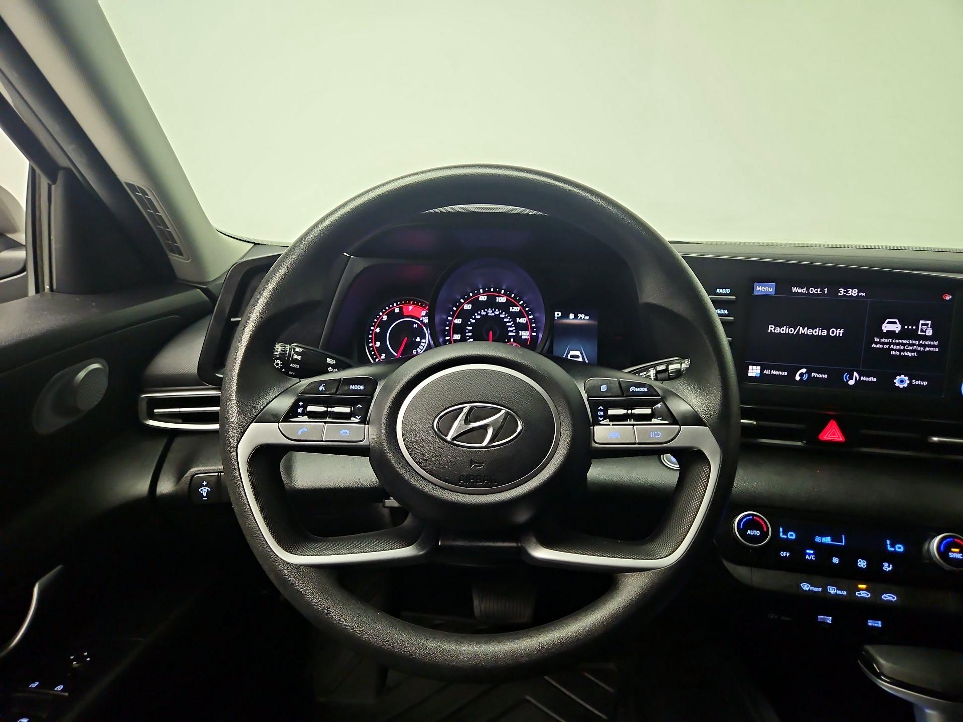 Thumbnail: 2023 Hyundai Elantra - 10