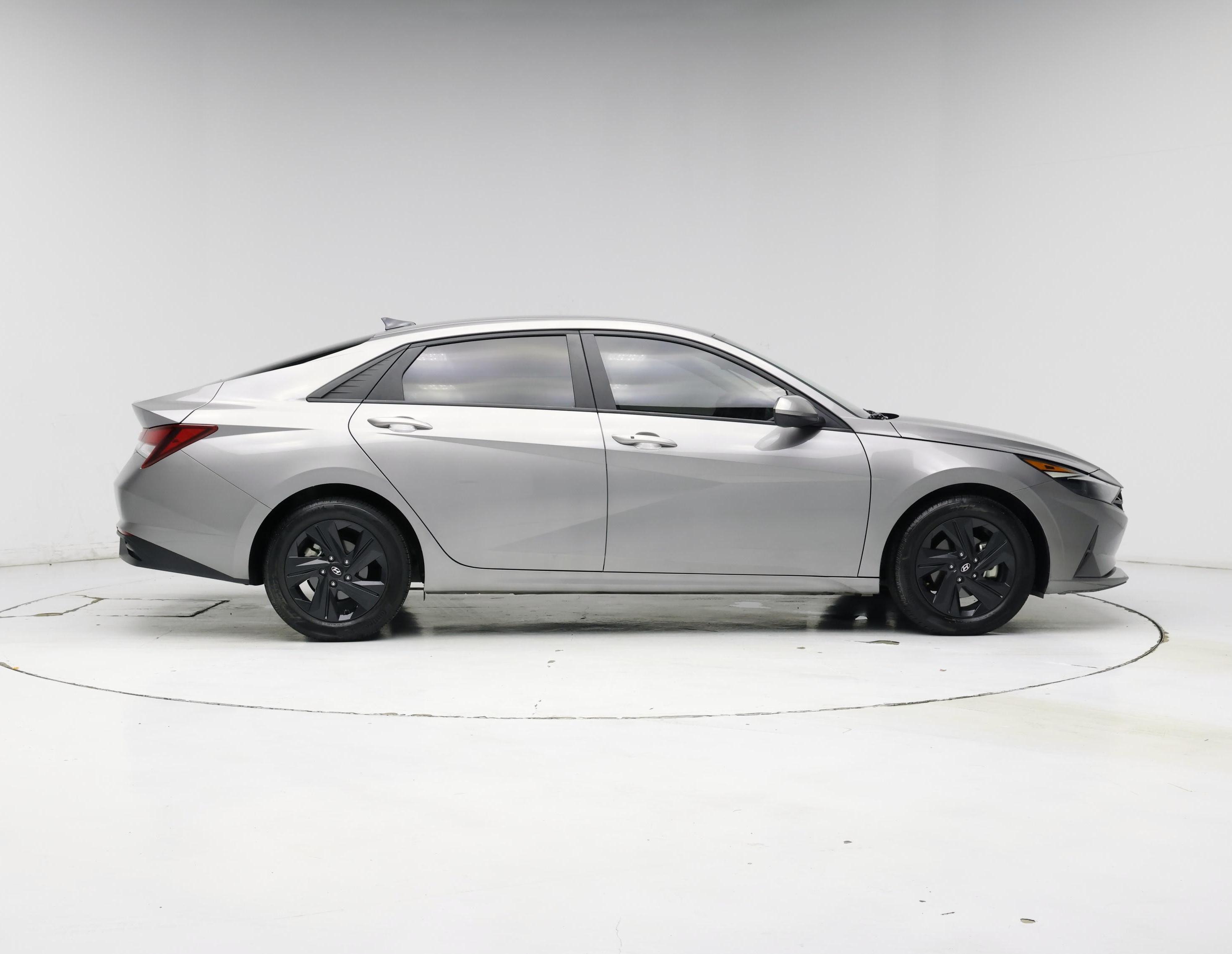 Thumbnail: 2023 Hyundai Elantra - 7