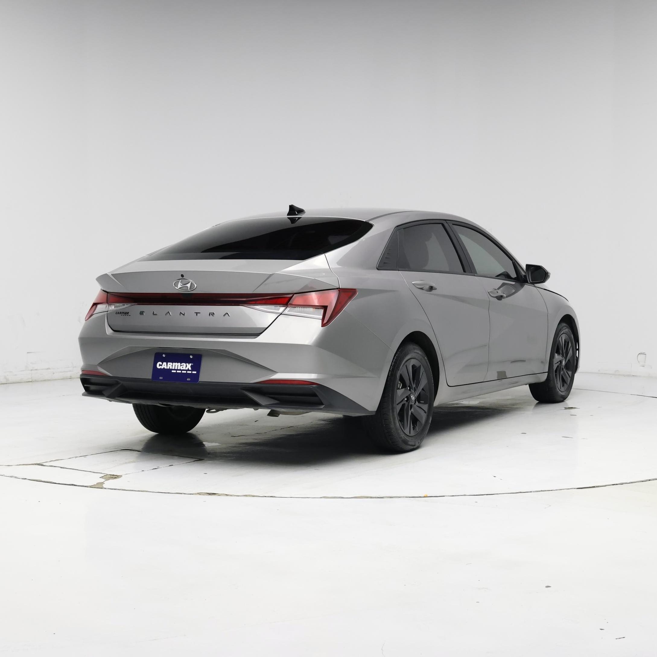 Thumbnail: 2023 Hyundai Elantra - 8