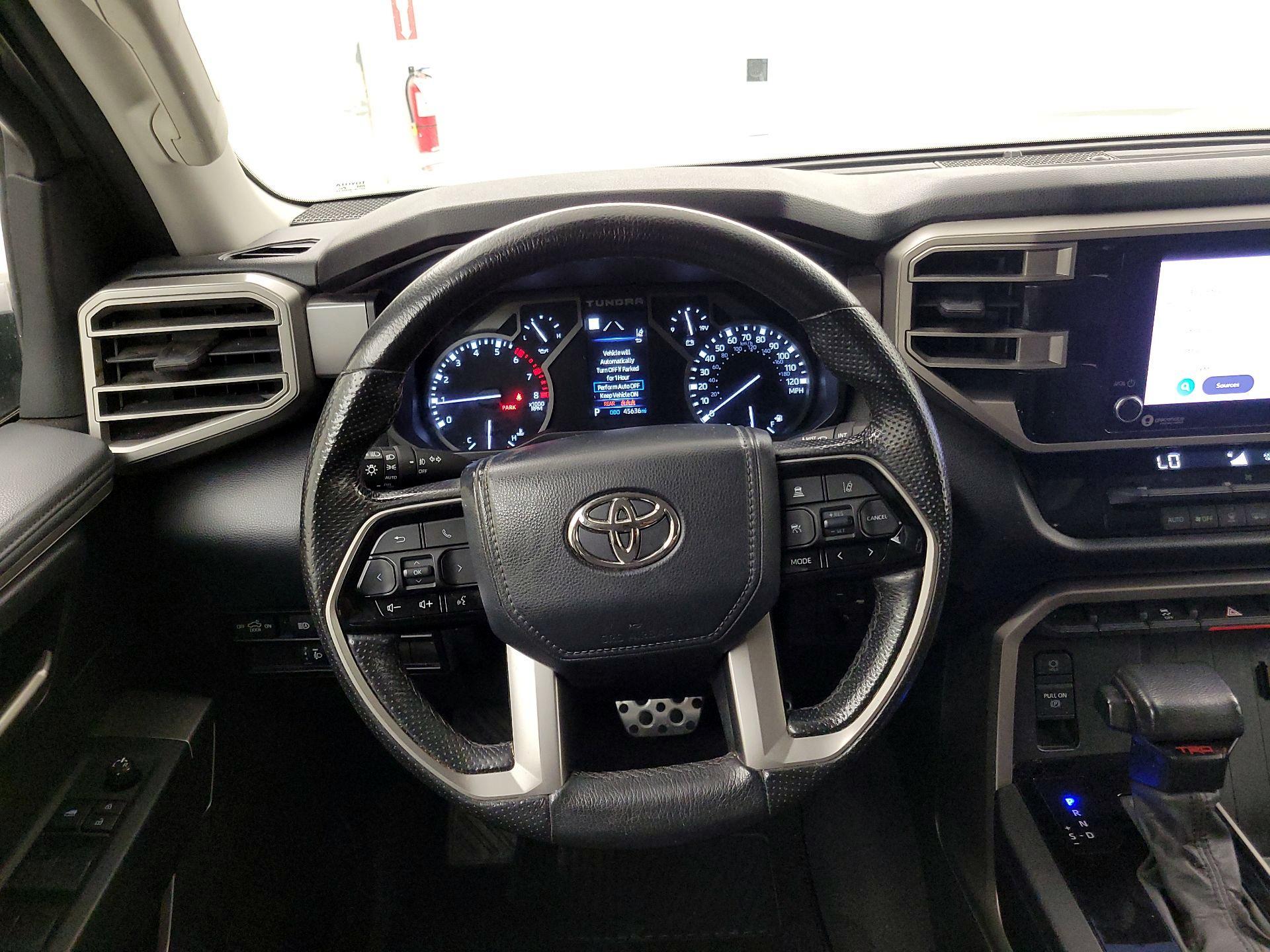 Thumbnail: 2022 Toyota Tundra - 10