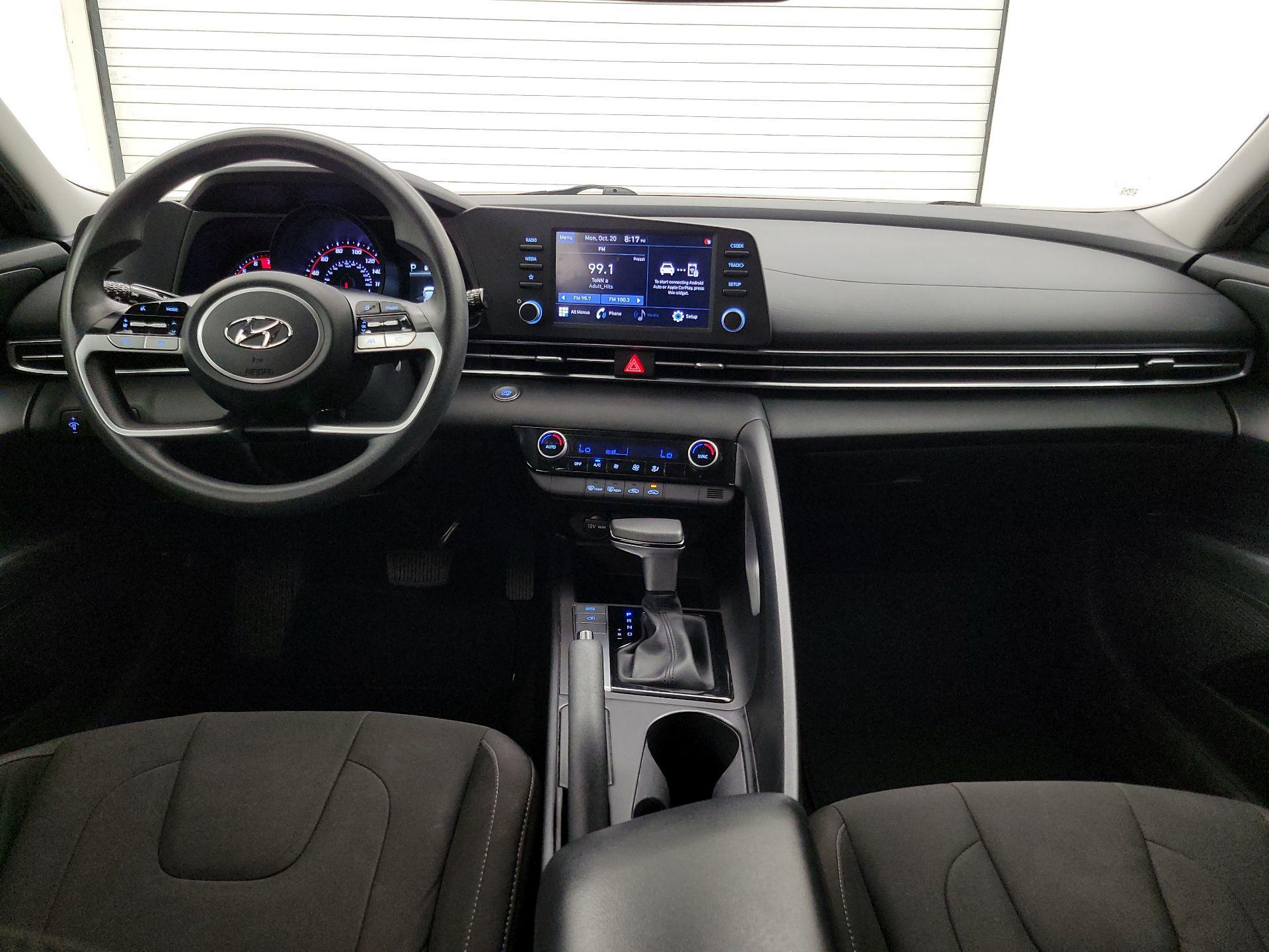 Thumbnail: 2022 Hyundai Elantra - 9