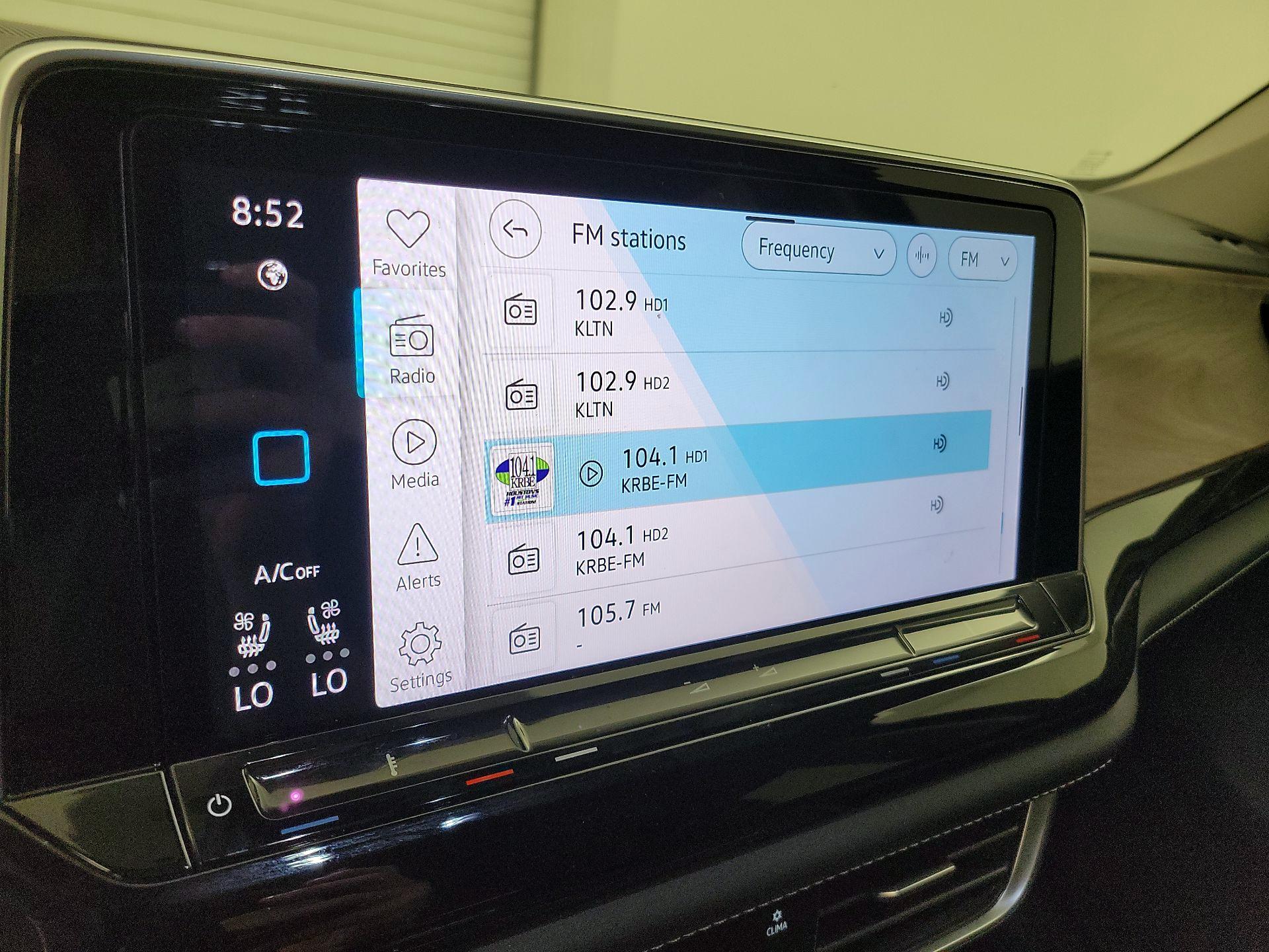 Thumbnail: 2024 Volkswagen Atlas - 15