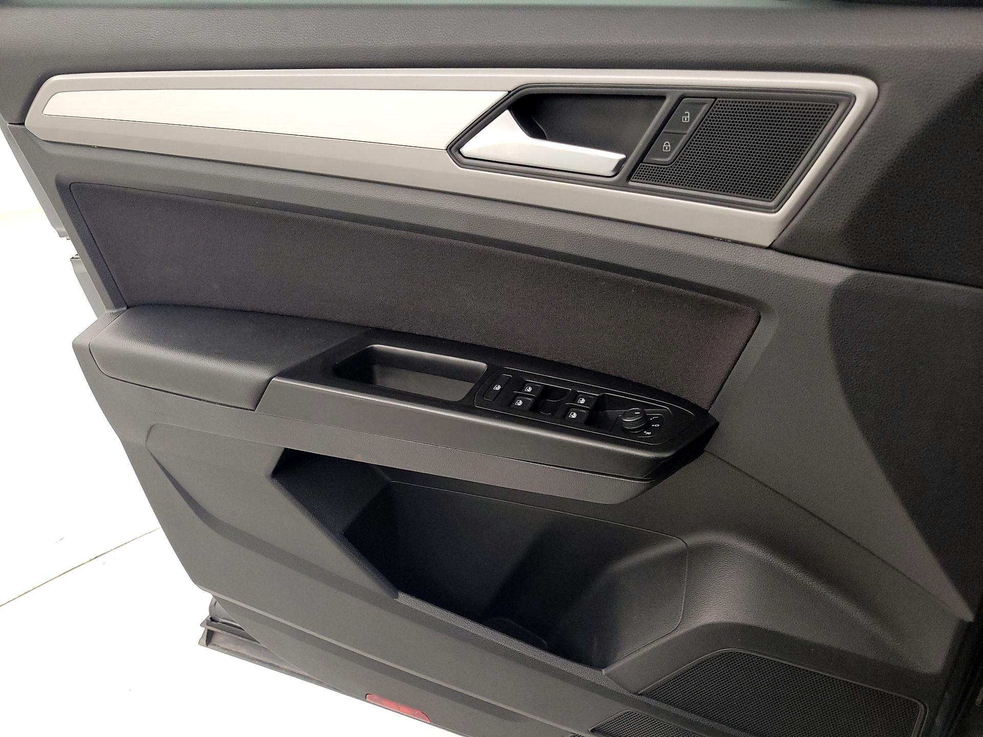 Thumbnail: 2021 Volkswagen Atlas - 12