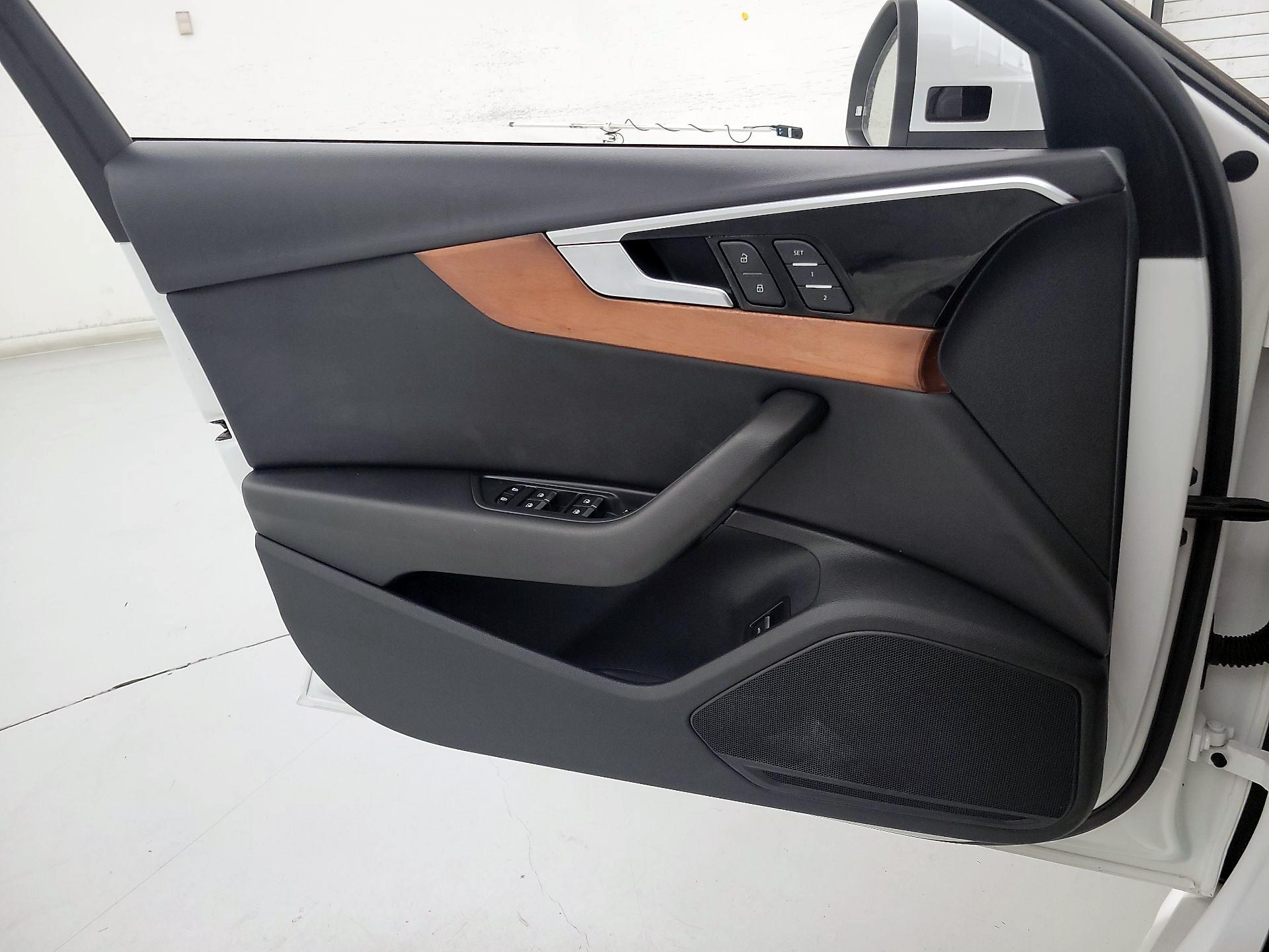 Thumbnail: 2020 Audi A4 - 12
