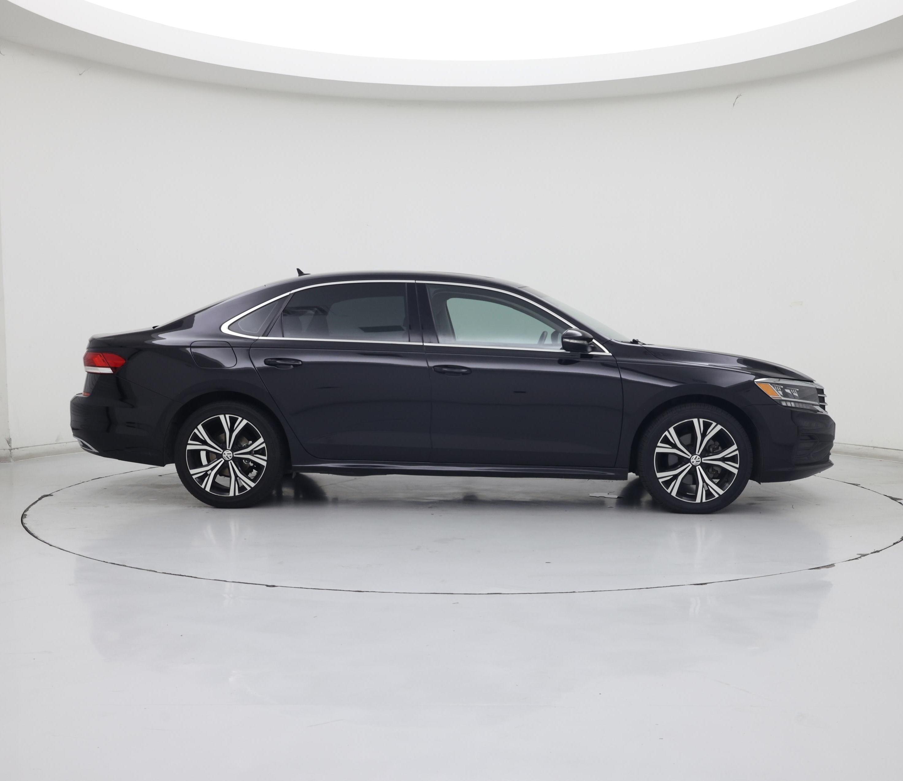 Thumbnail: 2022 Volkswagen Passat - 7