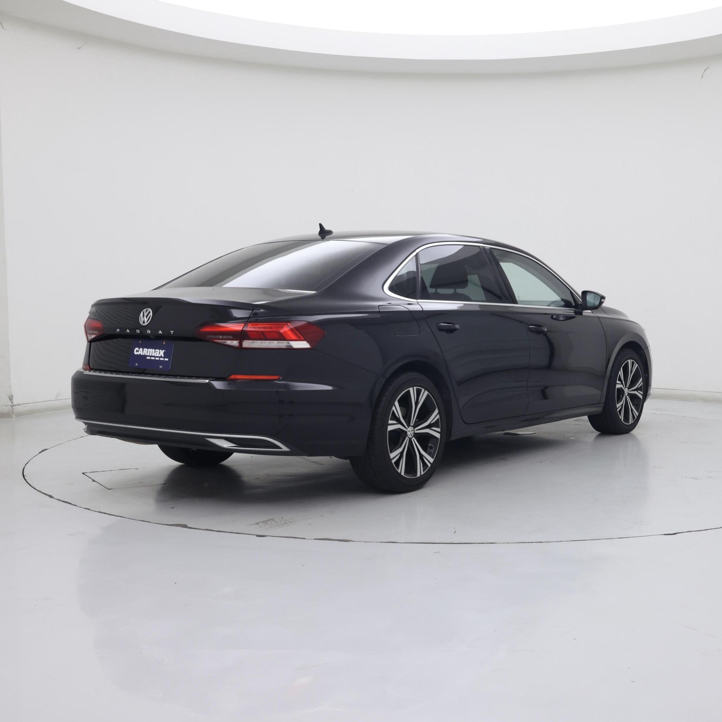 Thumbnail: 2022 Volkswagen Passat - 8