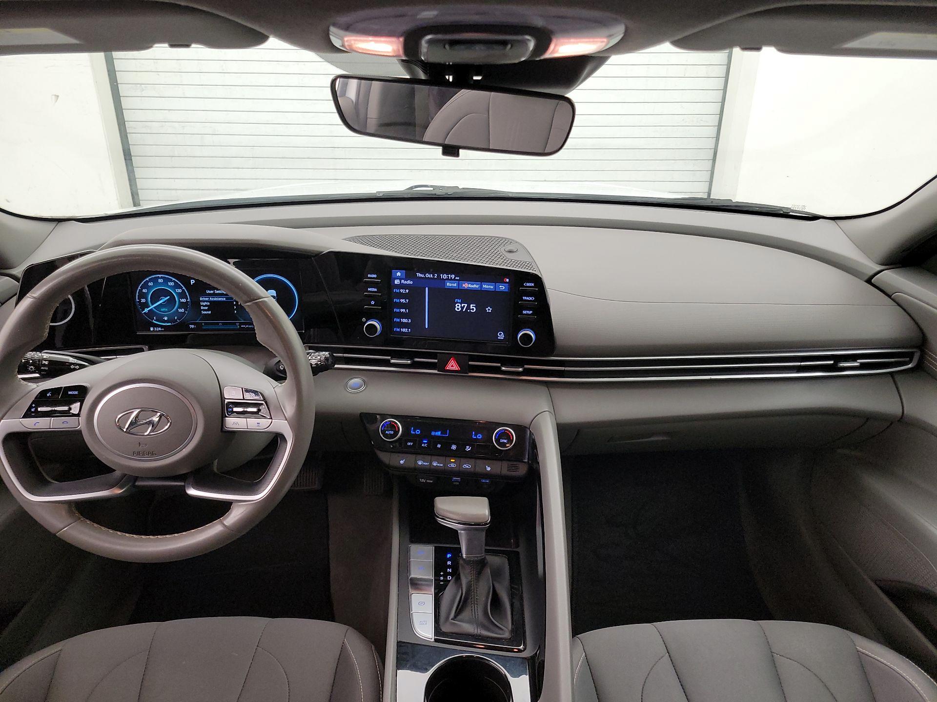 Thumbnail: 2021 Hyundai Elantra - 9