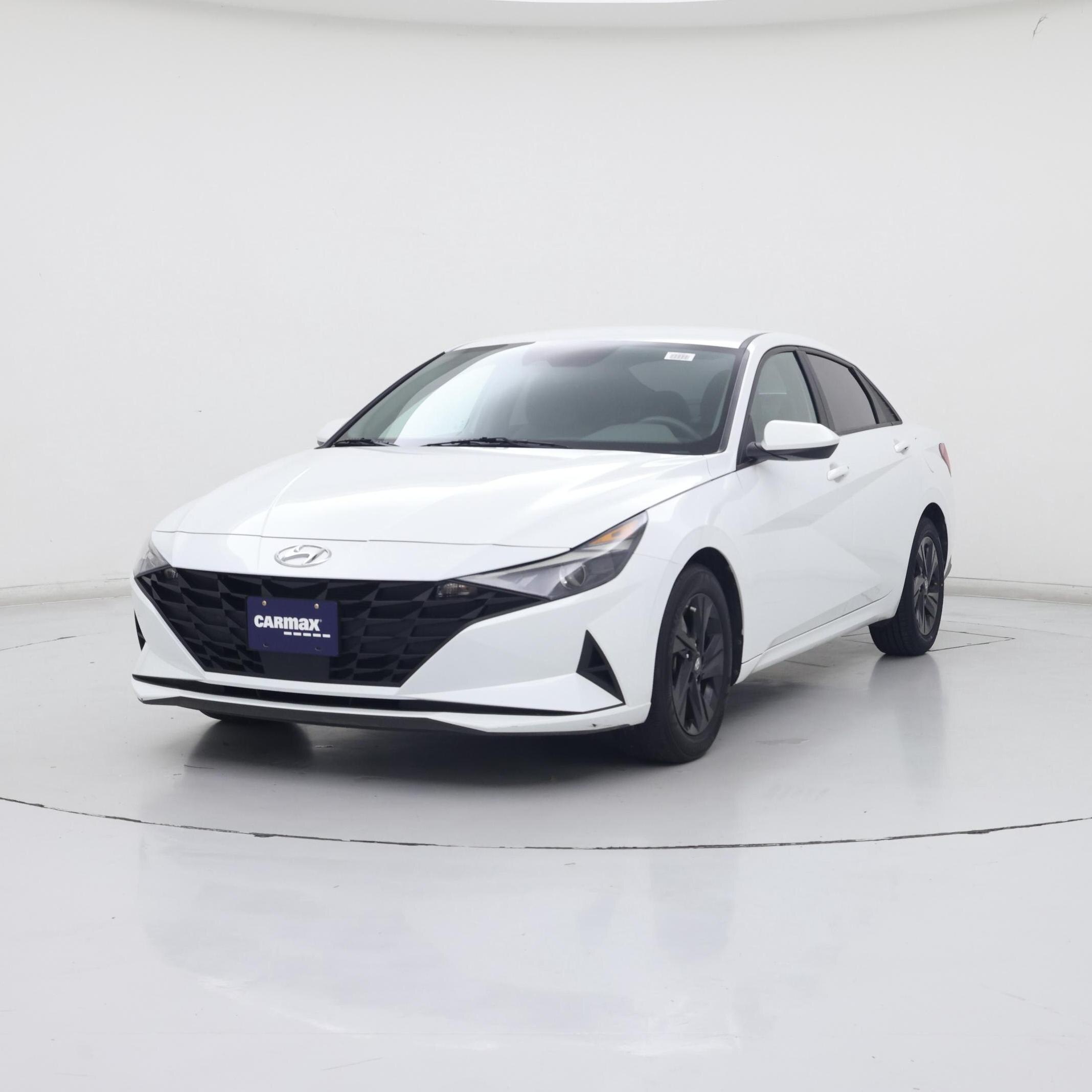 Thumbnail: 2021 Hyundai Elantra - 4