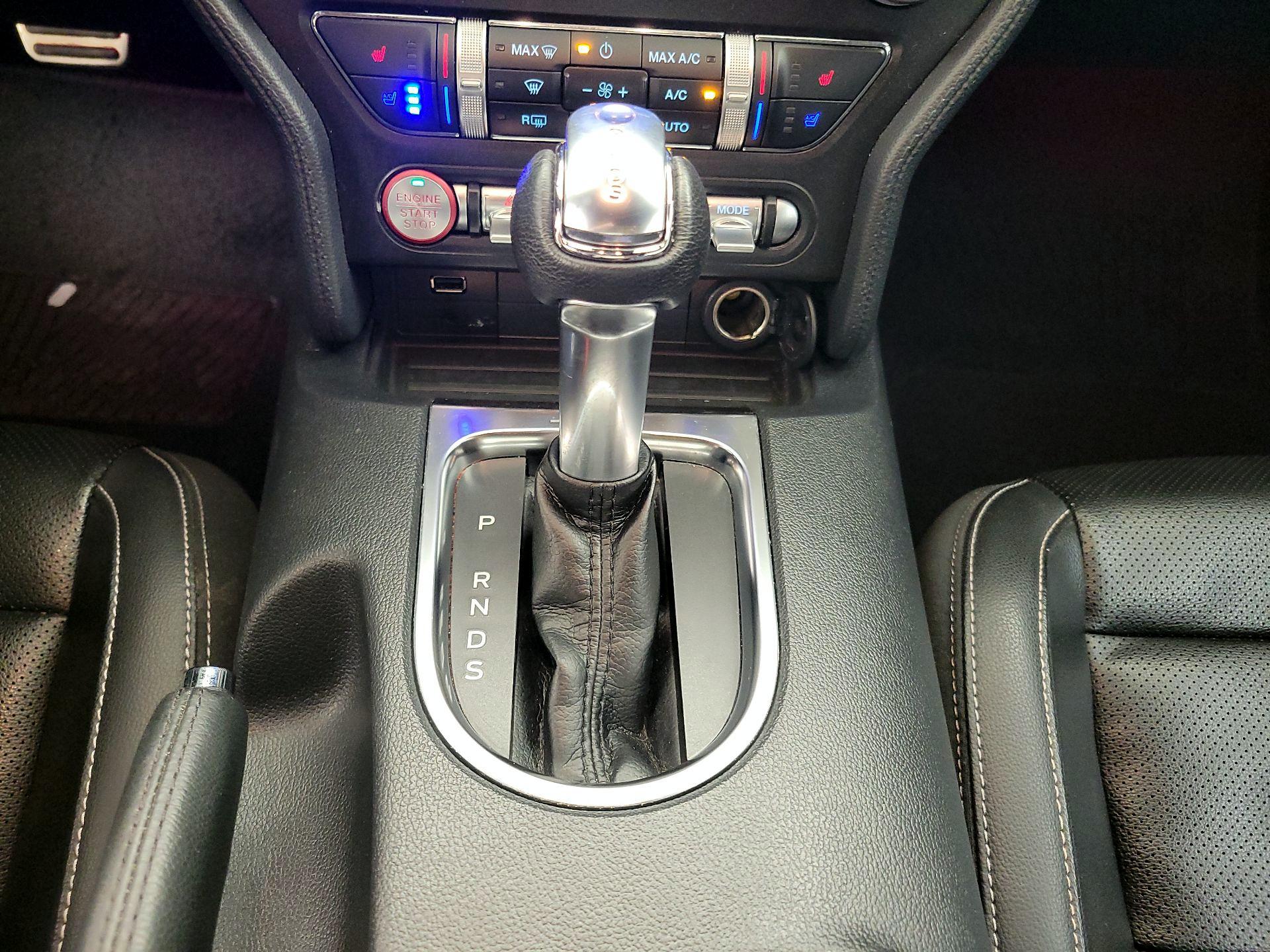 Thumbnail: 2022 Ford Mustang - 17