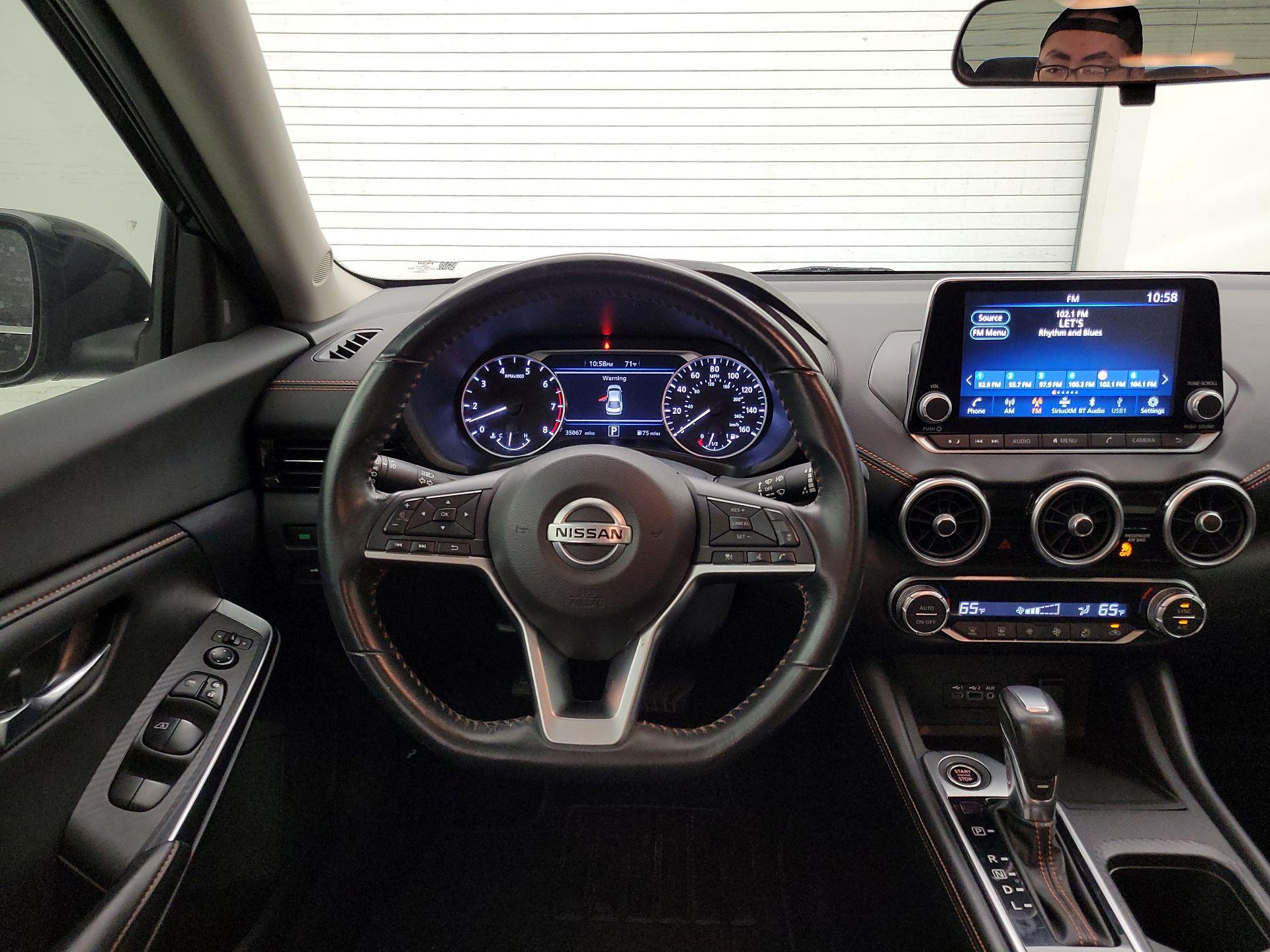 Thumbnail: 2022 Nissan Sentra - 10