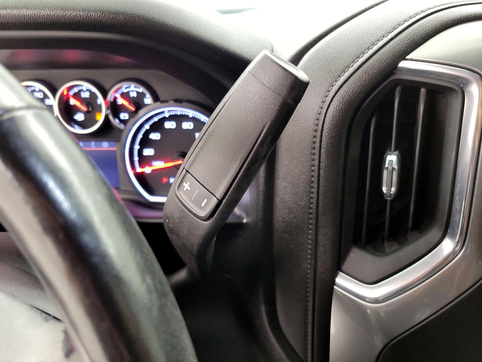Thumbnail: 2022 Chevrolet Silverado 2500 - 17