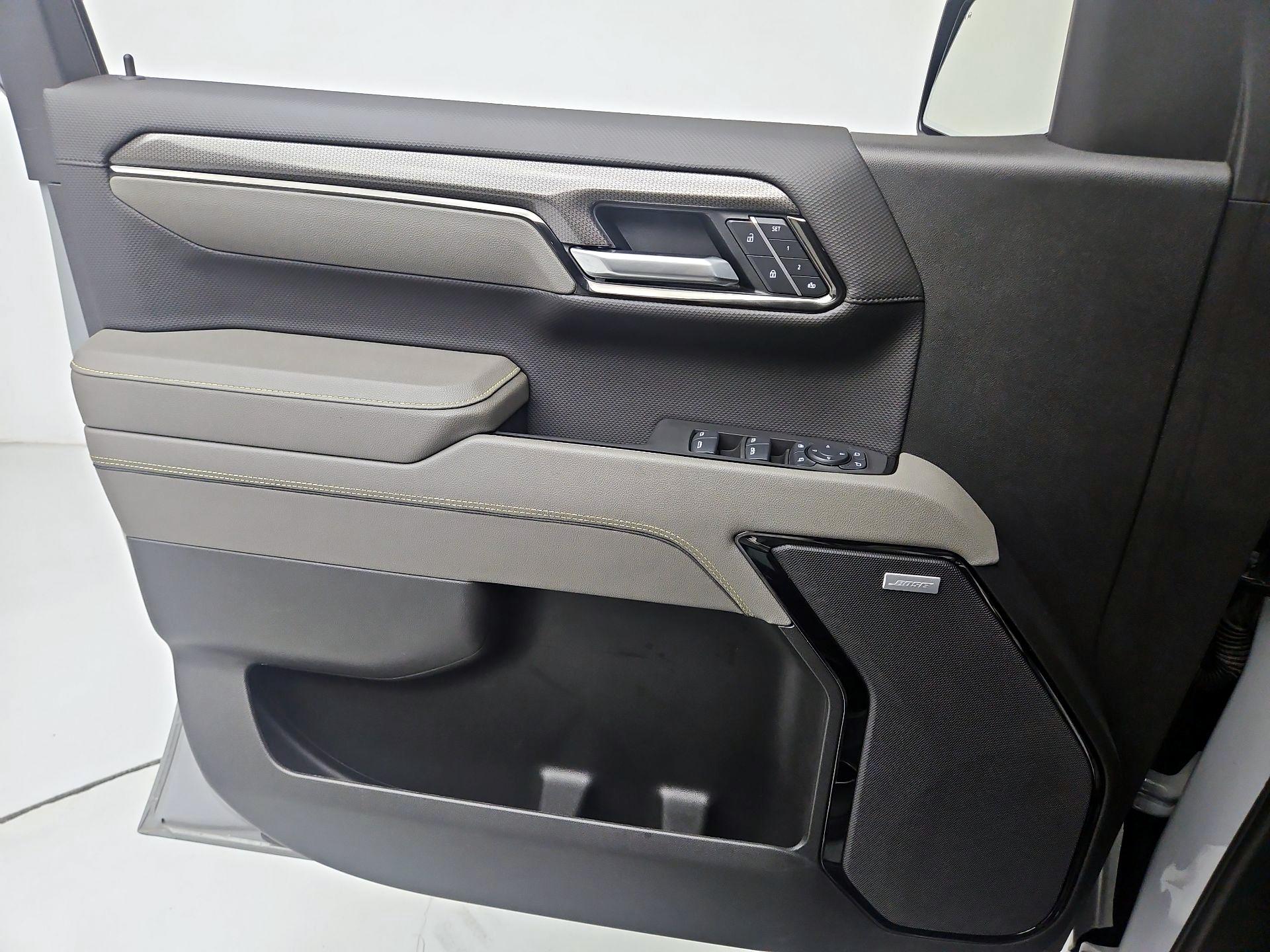 Thumbnail: 2025 Chevrolet Silverado 1500 - 12