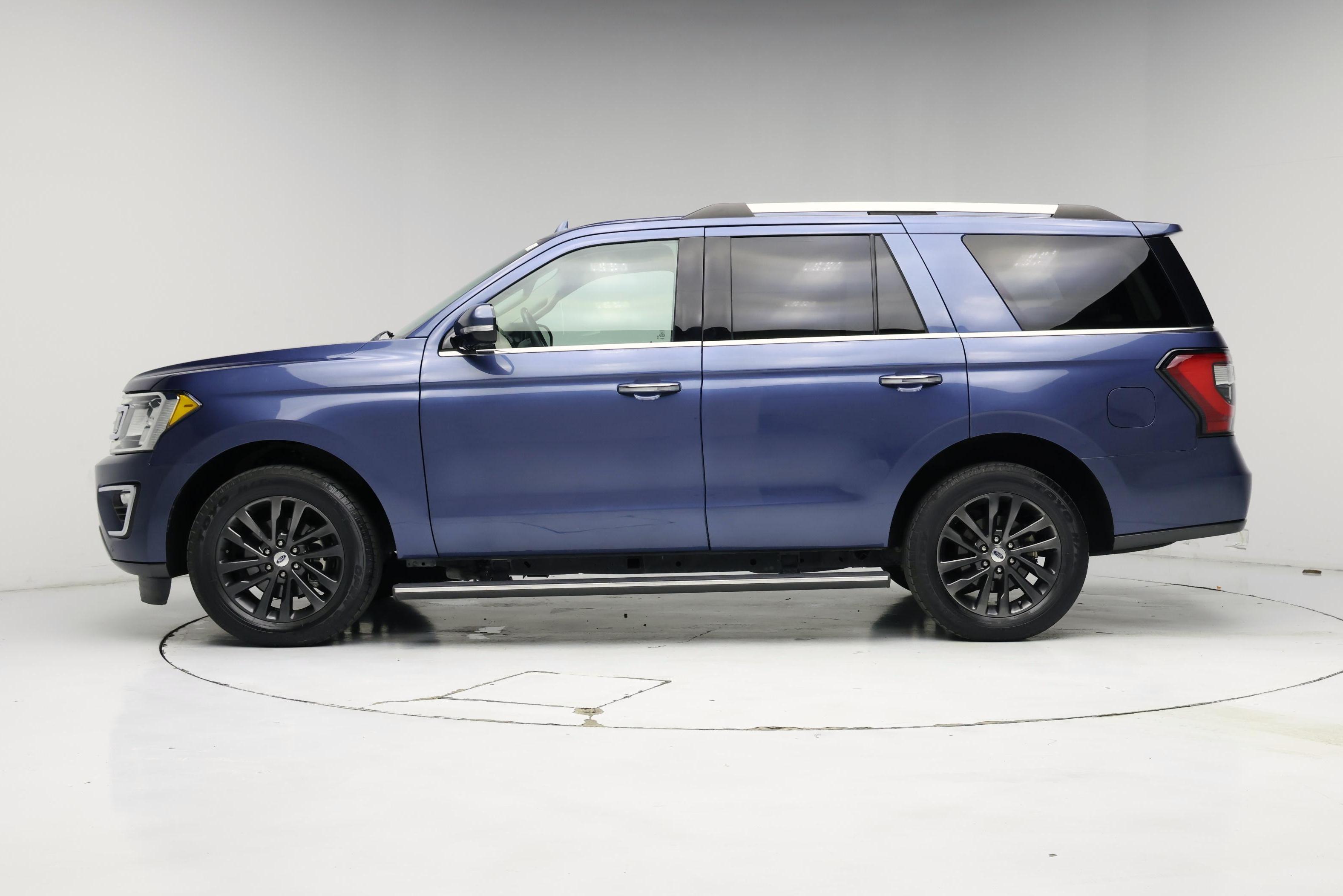 Thumbnail: 2019 Ford Expedition - 3