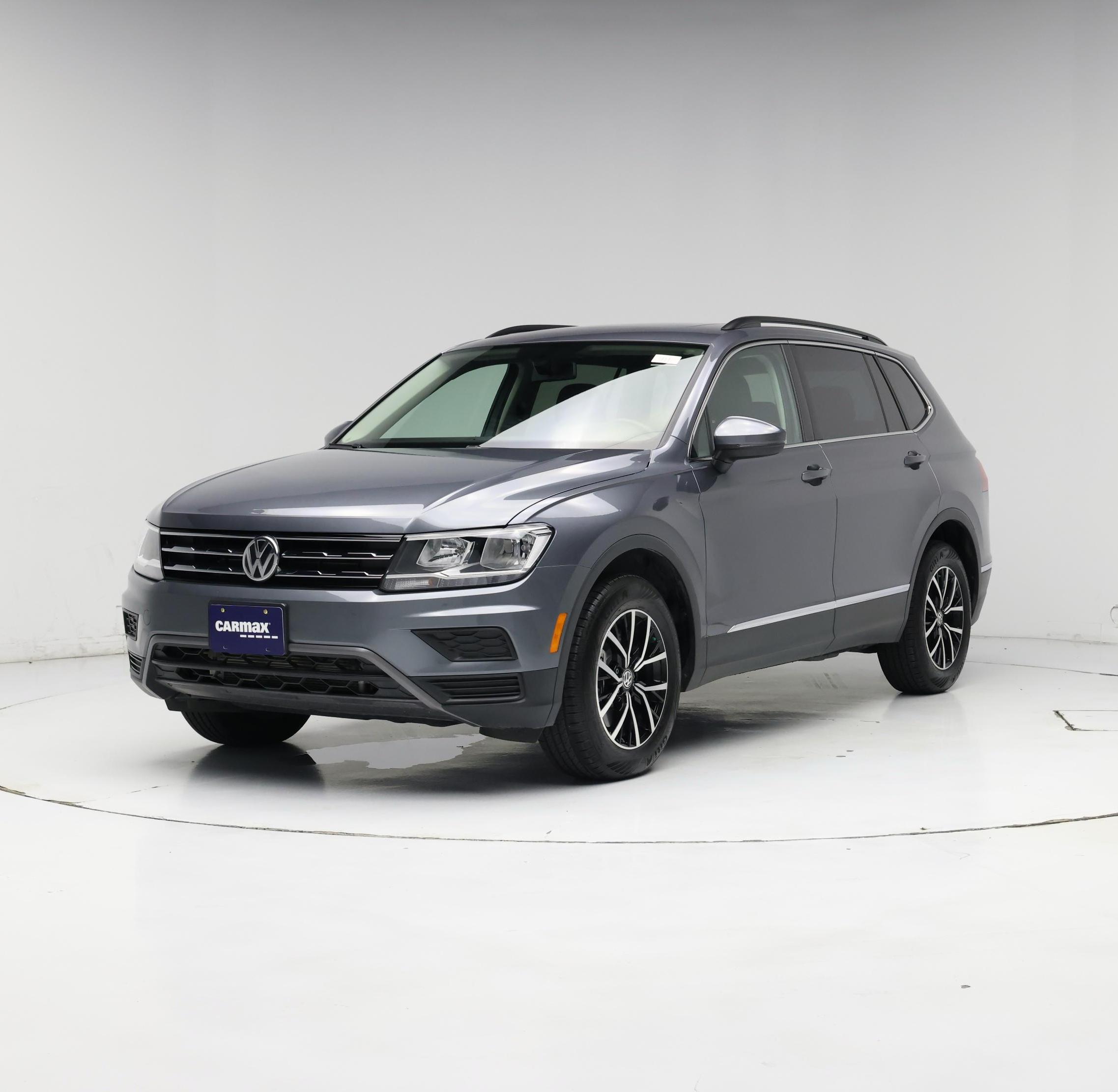 Thumbnail: 2021 Volkswagen Tiguan - 4
