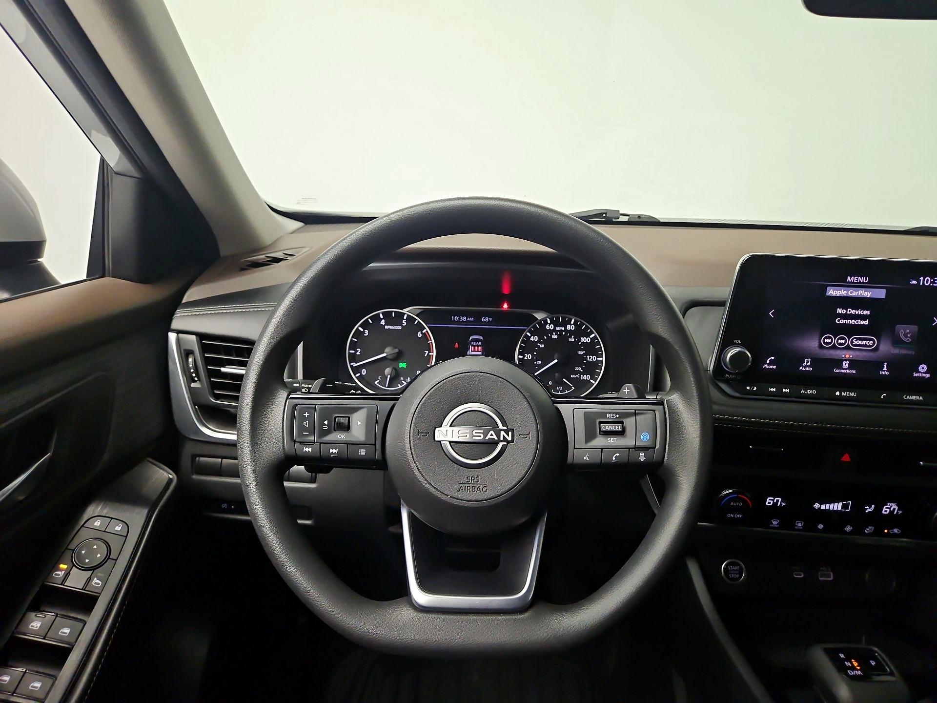 Thumbnail: 2023 Nissan Rogue - 10