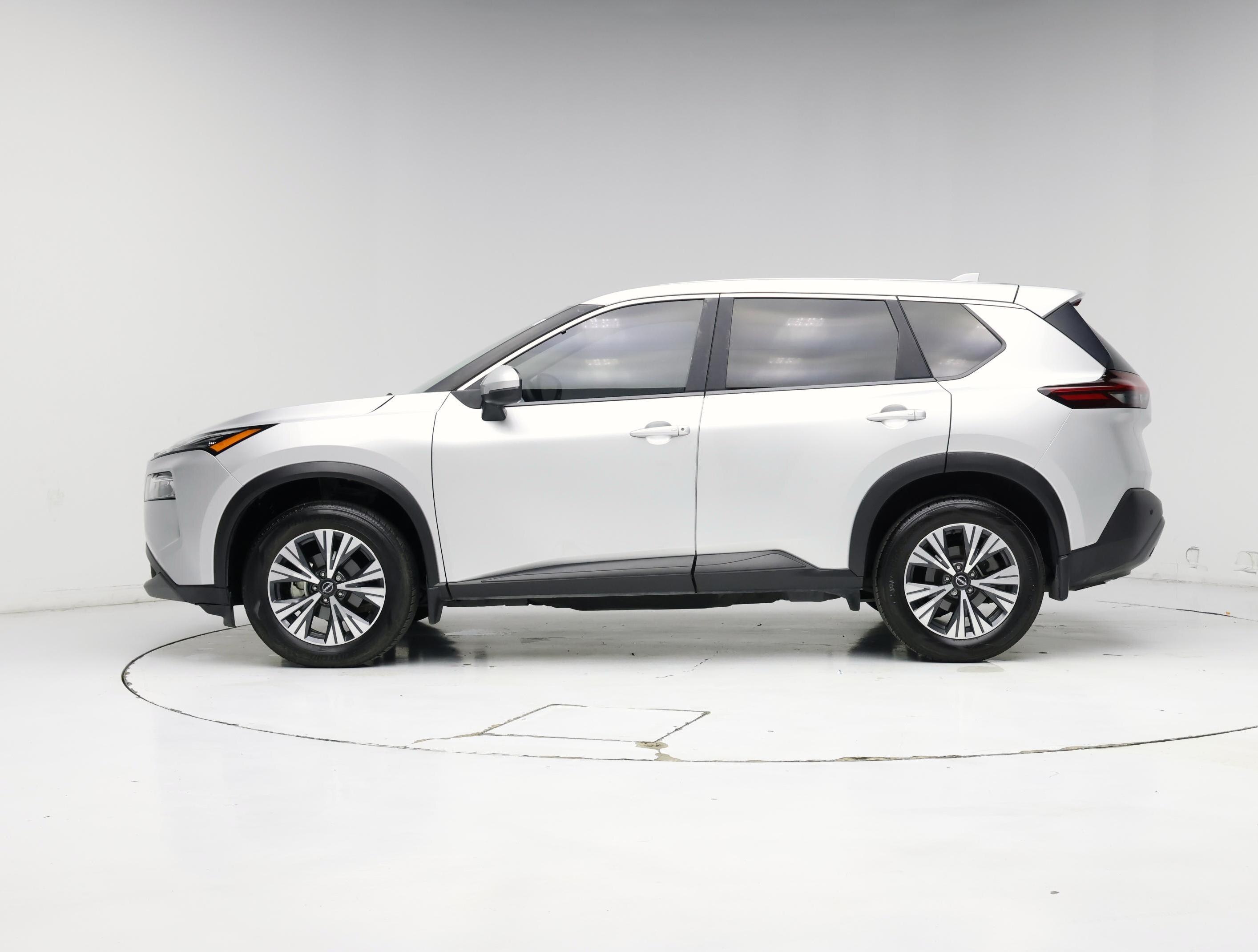 Thumbnail: 2023 Nissan Rogue - 3