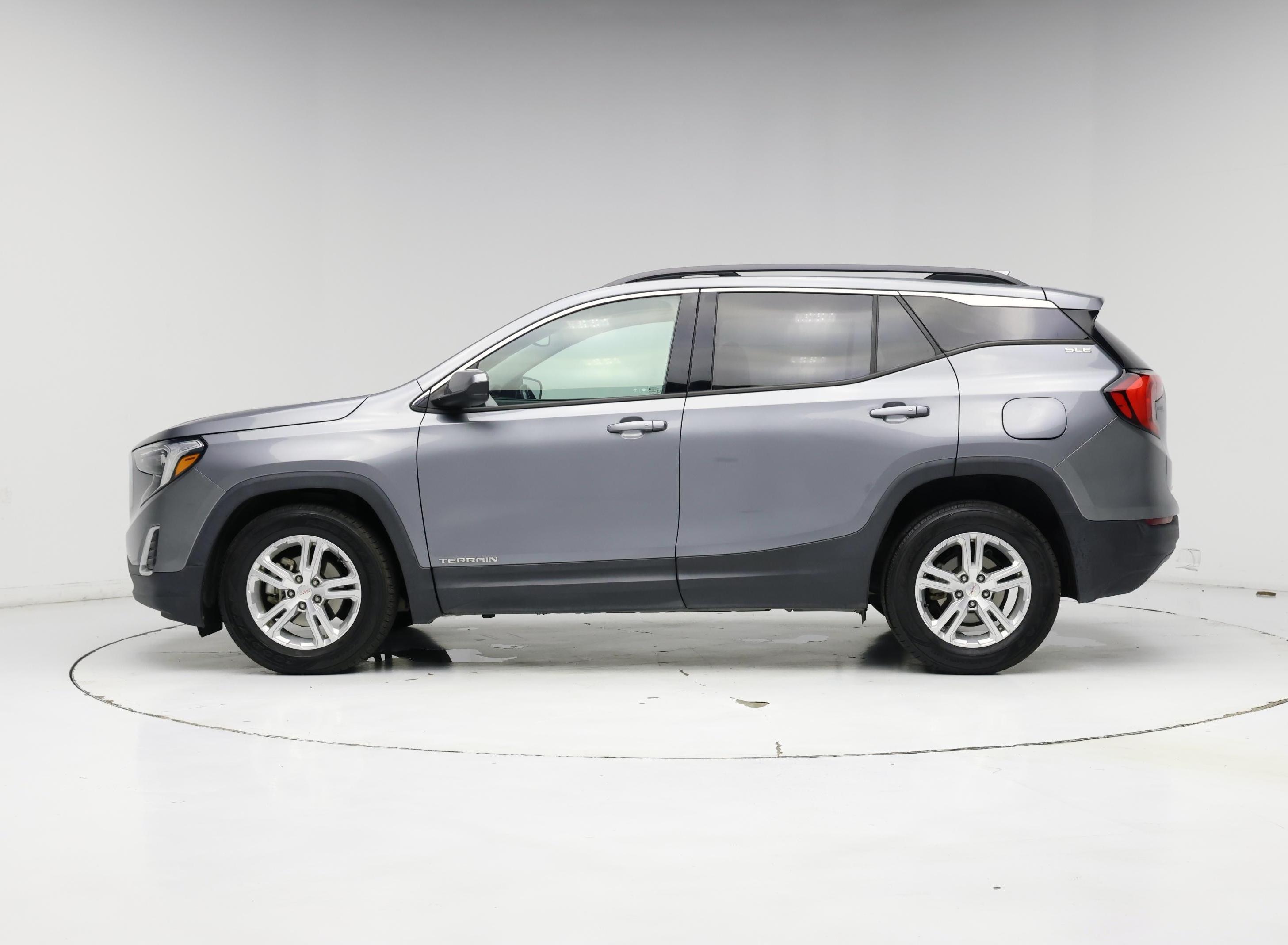 Thumbnail: 2018 GMC Terrain - 3