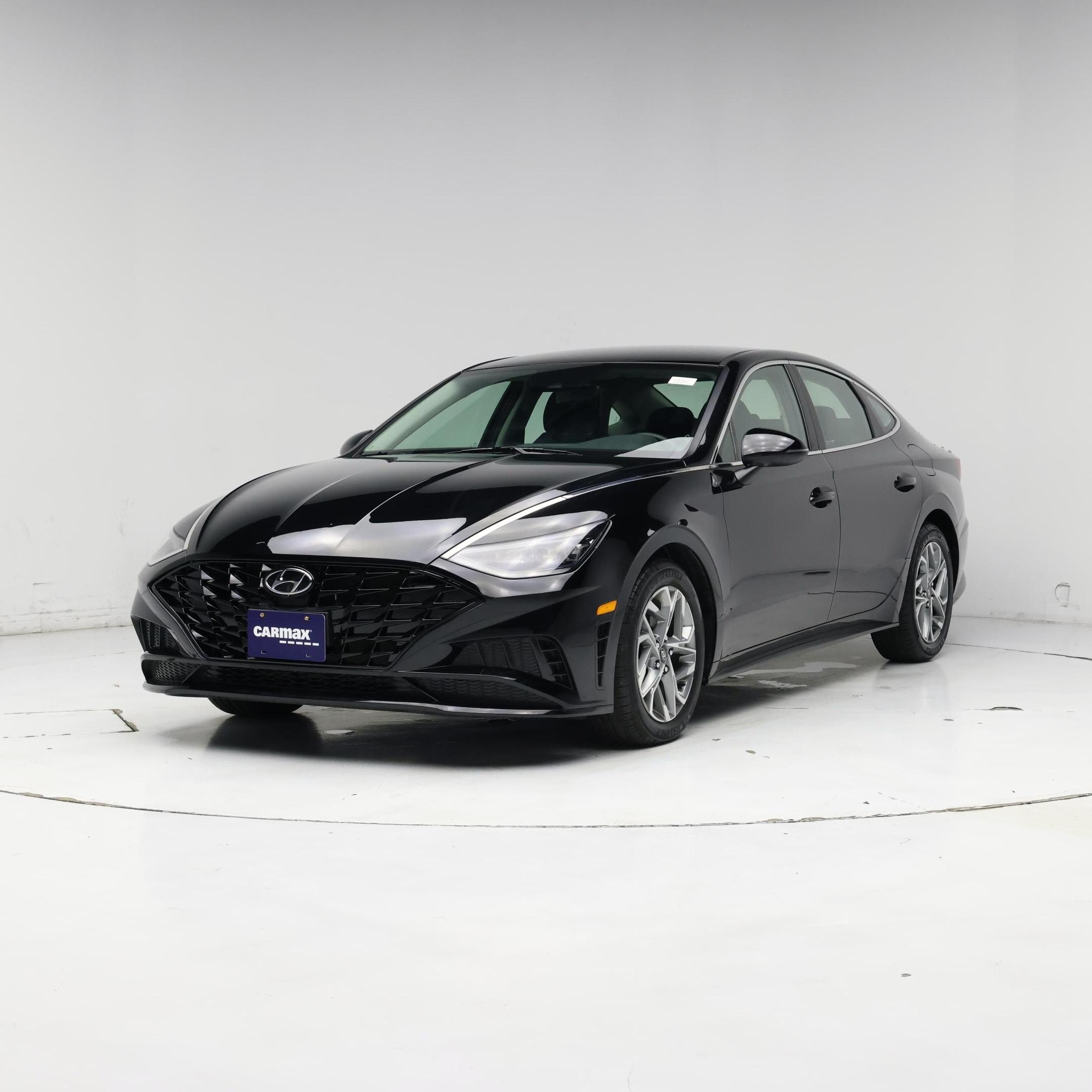 Thumbnail: 2023 Hyundai Sonata - 4