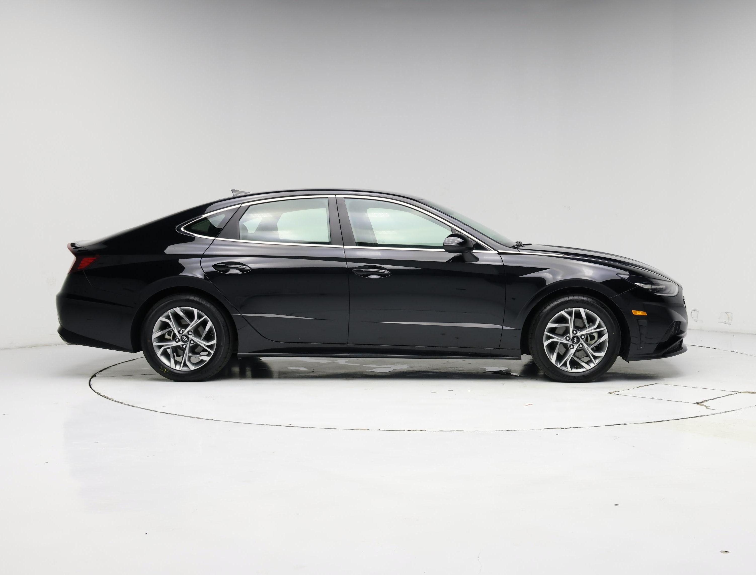 Thumbnail: 2023 Hyundai Sonata - 7