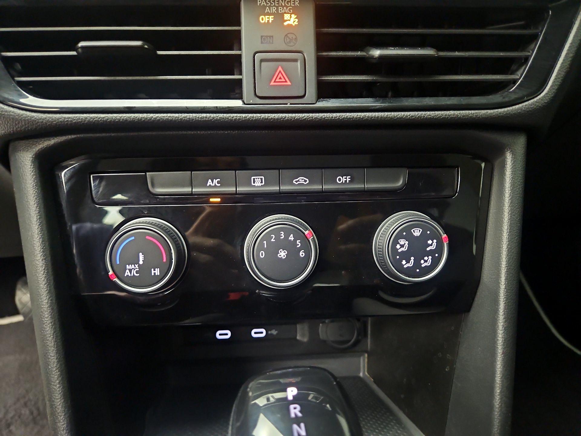 Thumbnail: 2023 Volkswagen Taos - 16