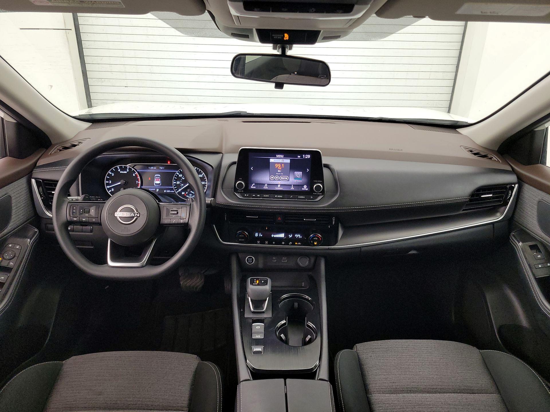 Thumbnail: 2023 Nissan Rogue - 9